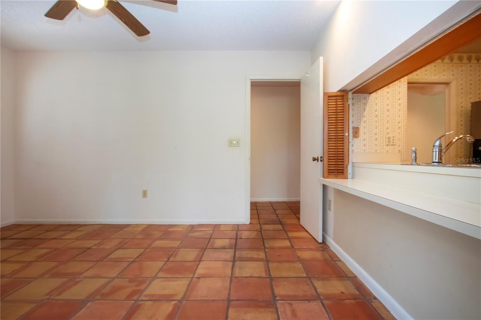 4812 KESTRAL PARK CIR #20, SARASOTA, FL, 34231