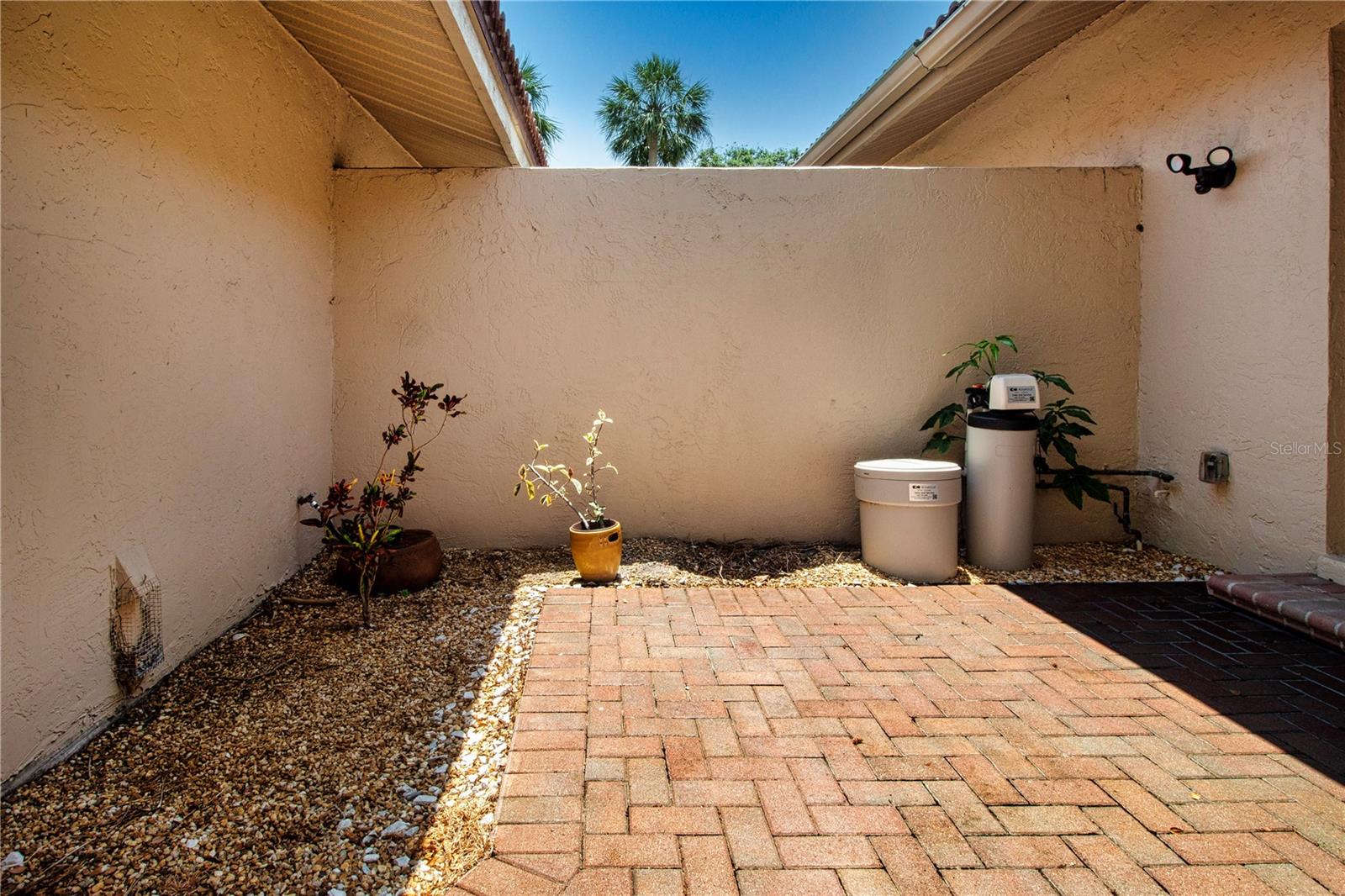 4812 KESTRAL PARK CIR #20, SARASOTA, FL, 34231