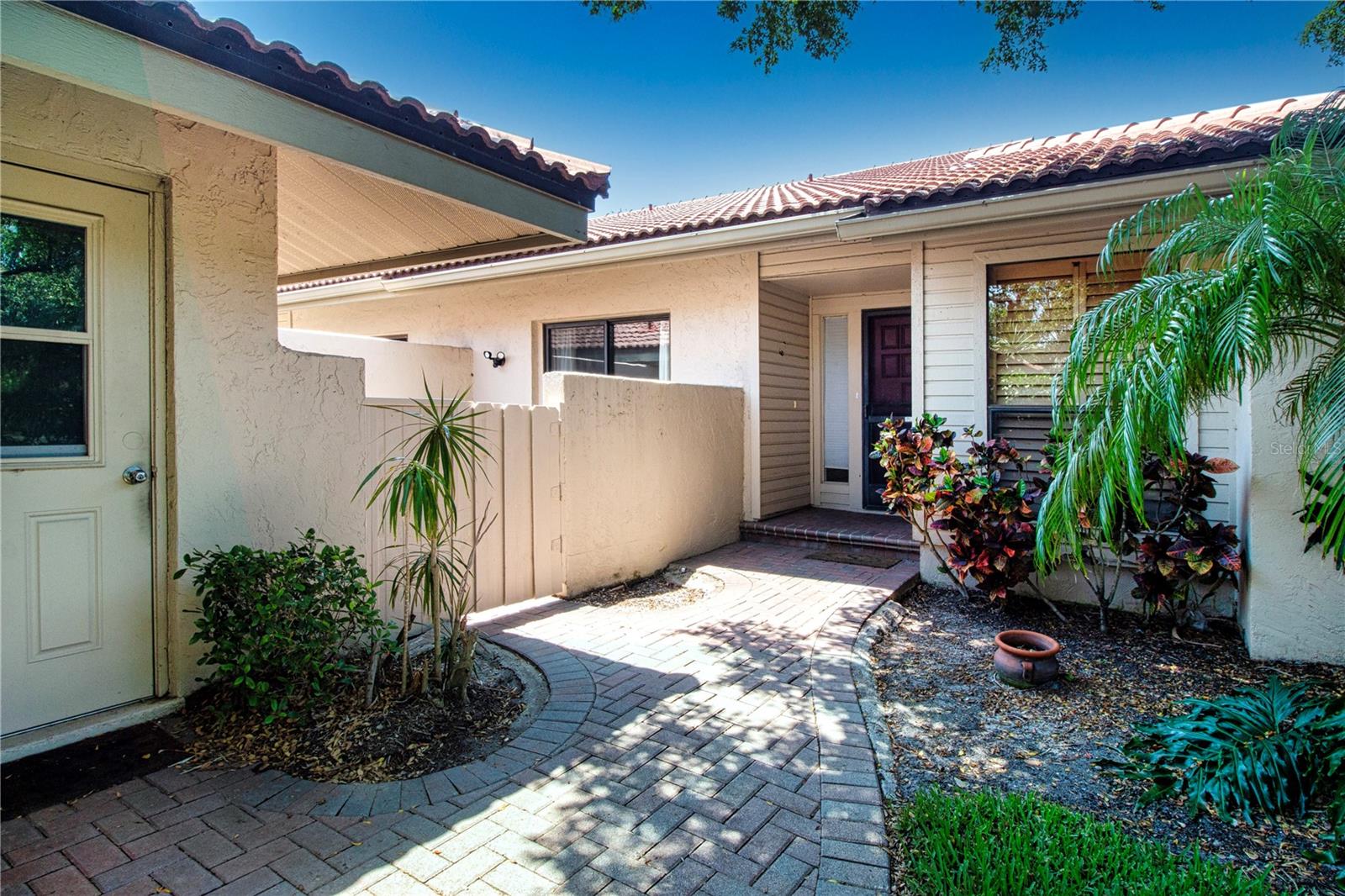 4812 KESTRAL PARK CIR #20, SARASOTA, FL, 34231