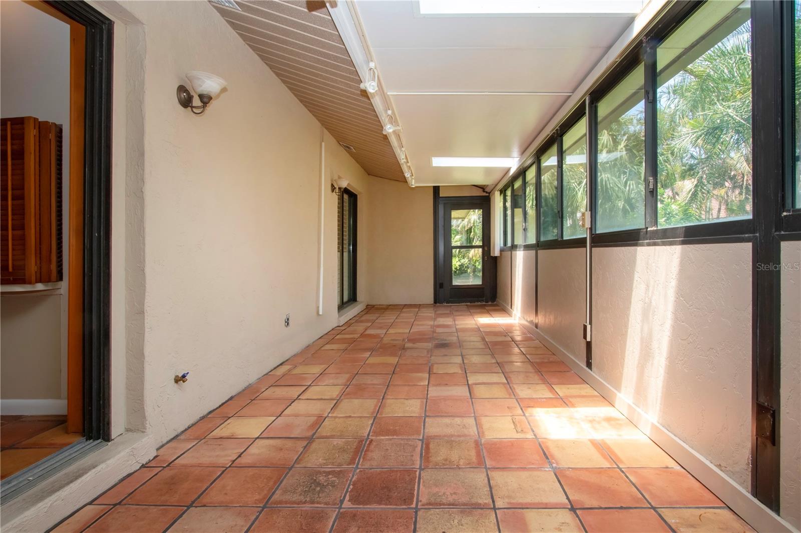 4812 KESTRAL PARK CIR #20, SARASOTA, FL, 34231