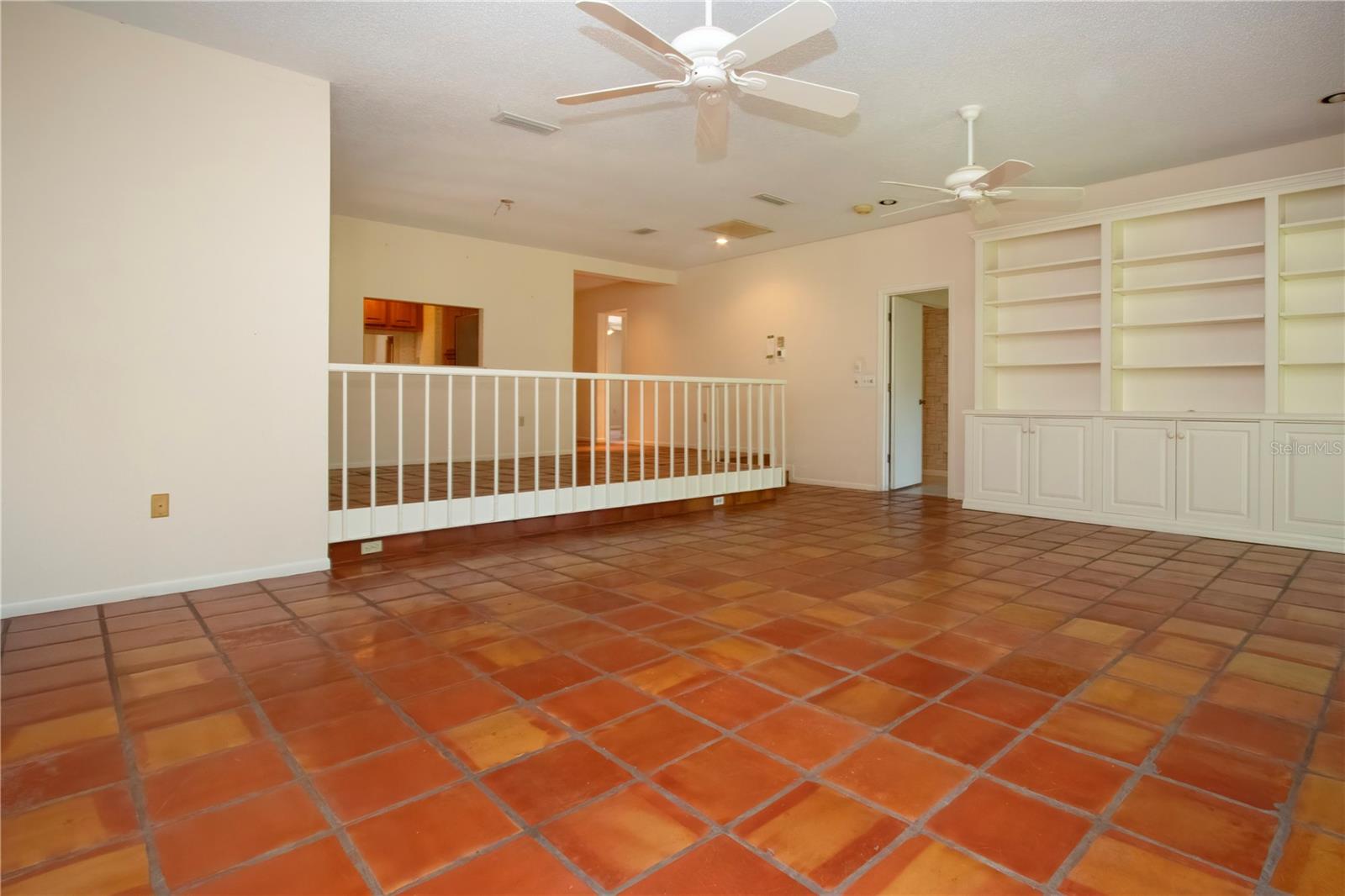 4812 KESTRAL PARK CIR #20, SARASOTA, FL, 34231