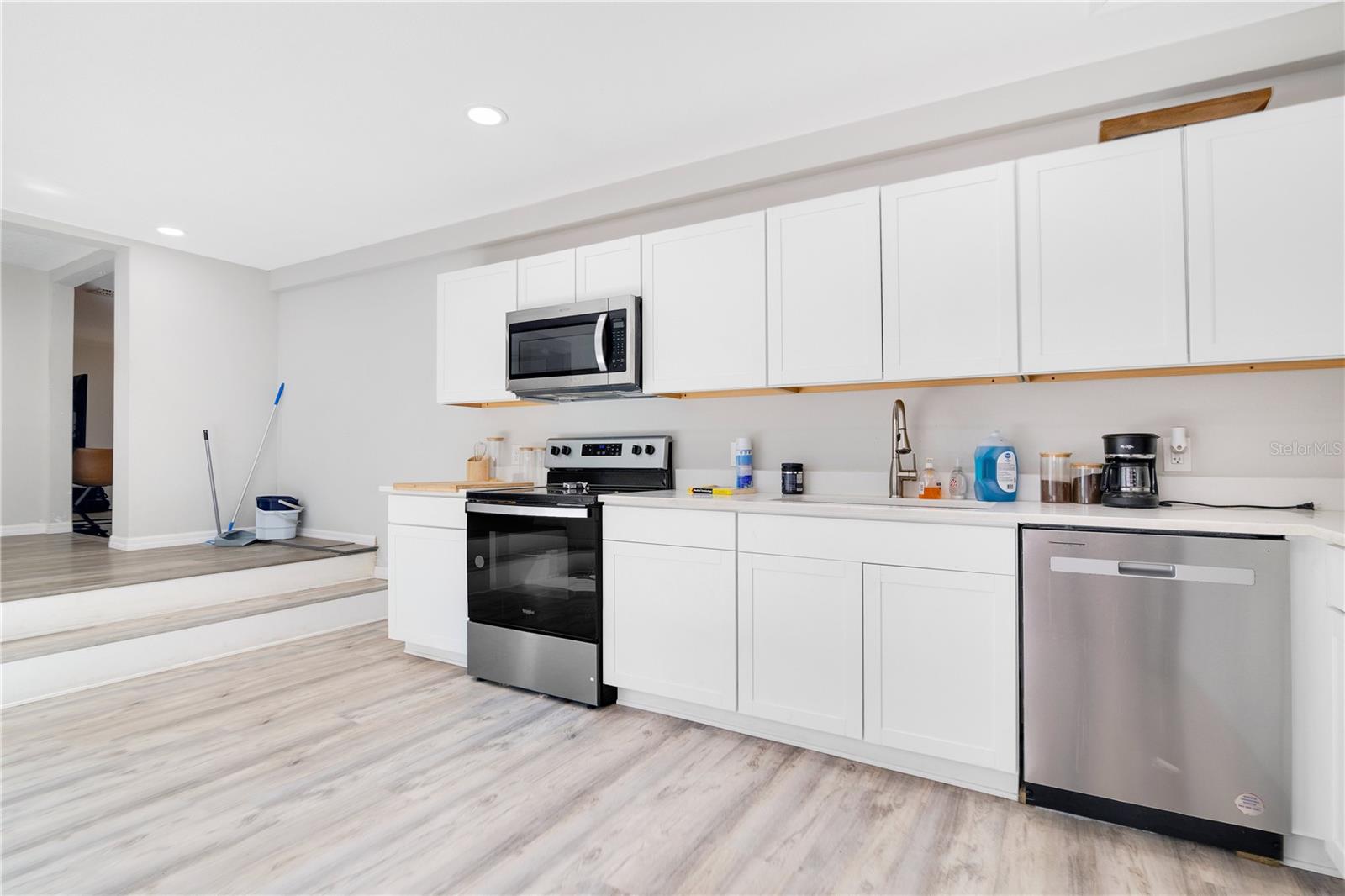 2927 AHERN DR, ORLANDO, FL, 32817