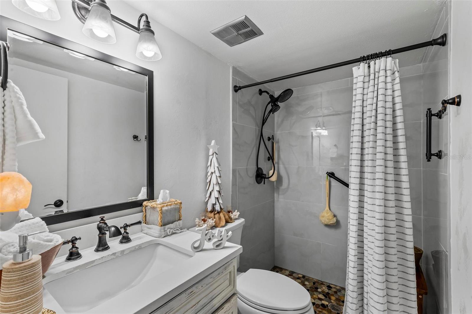 1601 N OCEAN SHORE BLVD, FLAGLER BEACH, FL, 32136