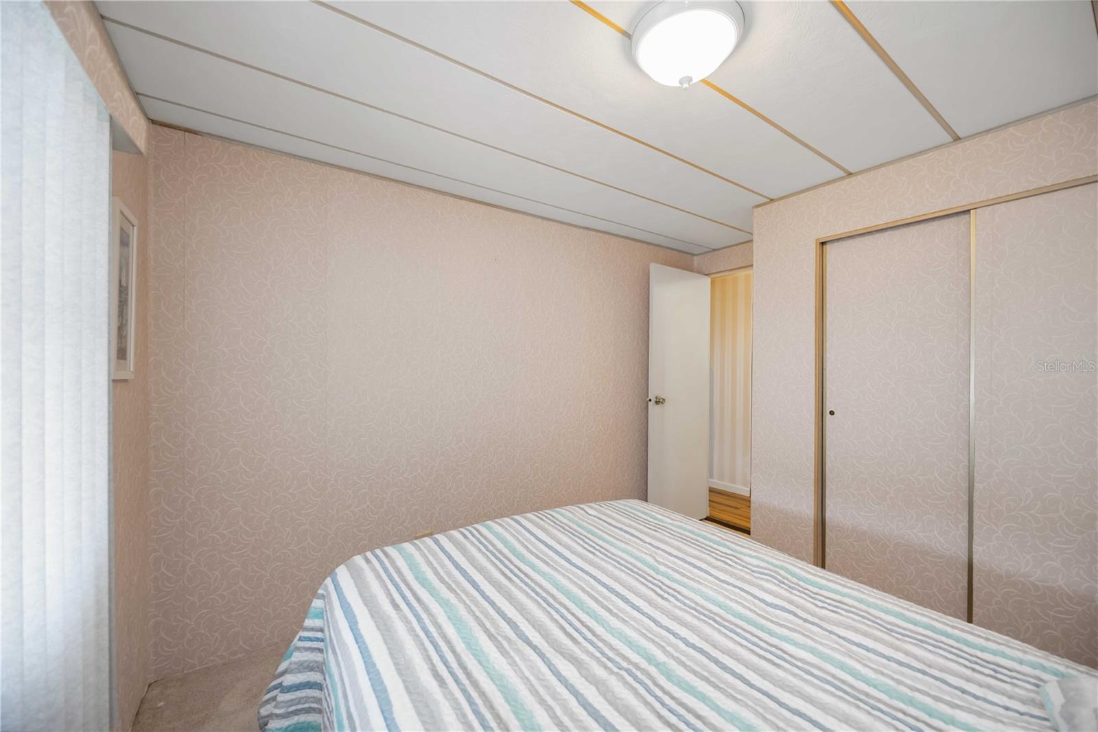 A4651558 Property Photo