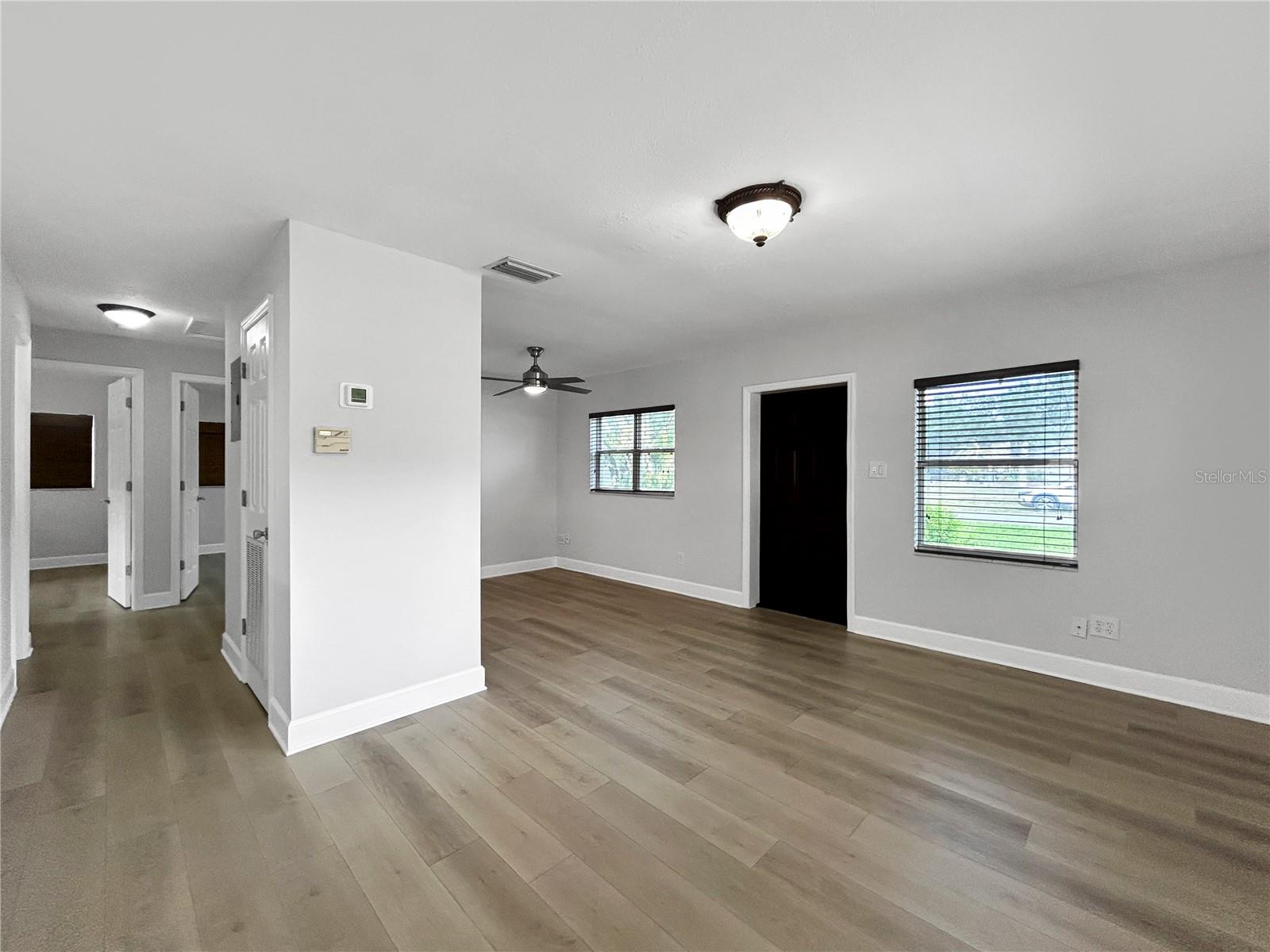 2404 N RAMONA CIR, TAMPA, FL, 33612