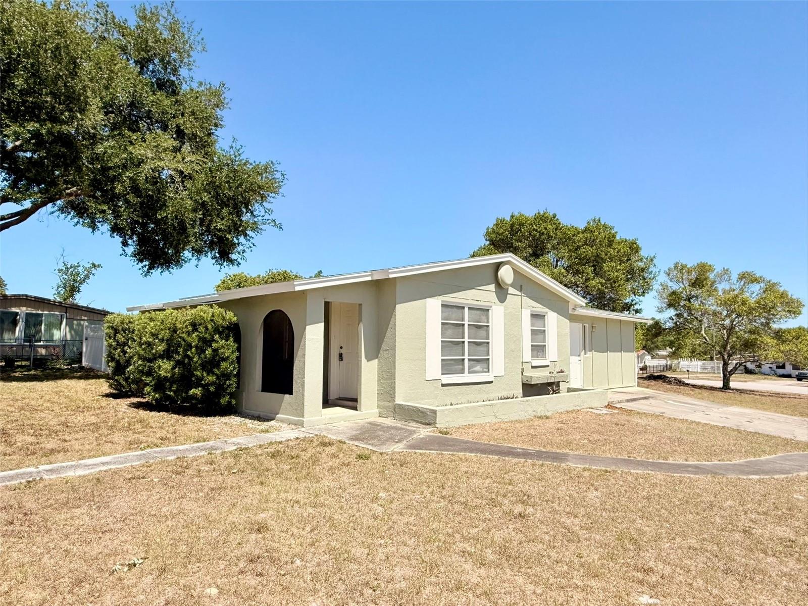 2201 FLAMINGO AVE, DELTONA, FL, 32738