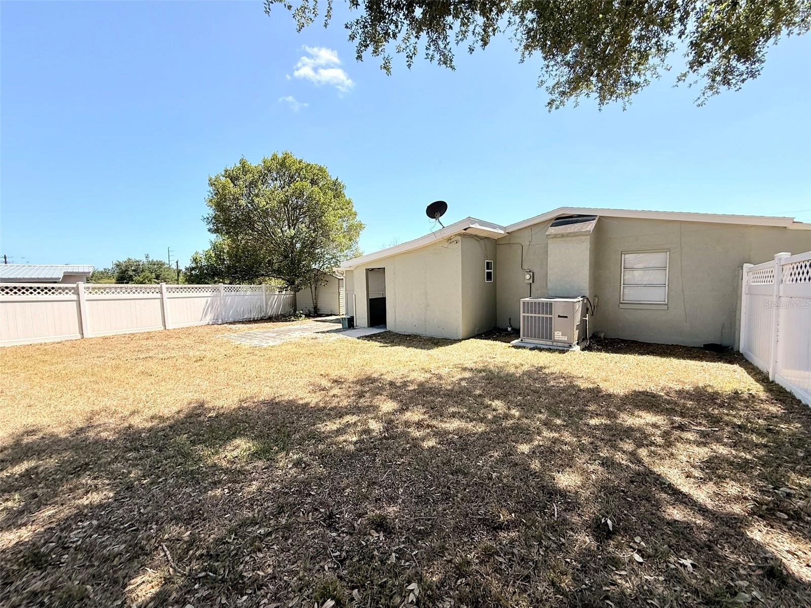 2201 FLAMINGO AVE, DELTONA, FL, 32738