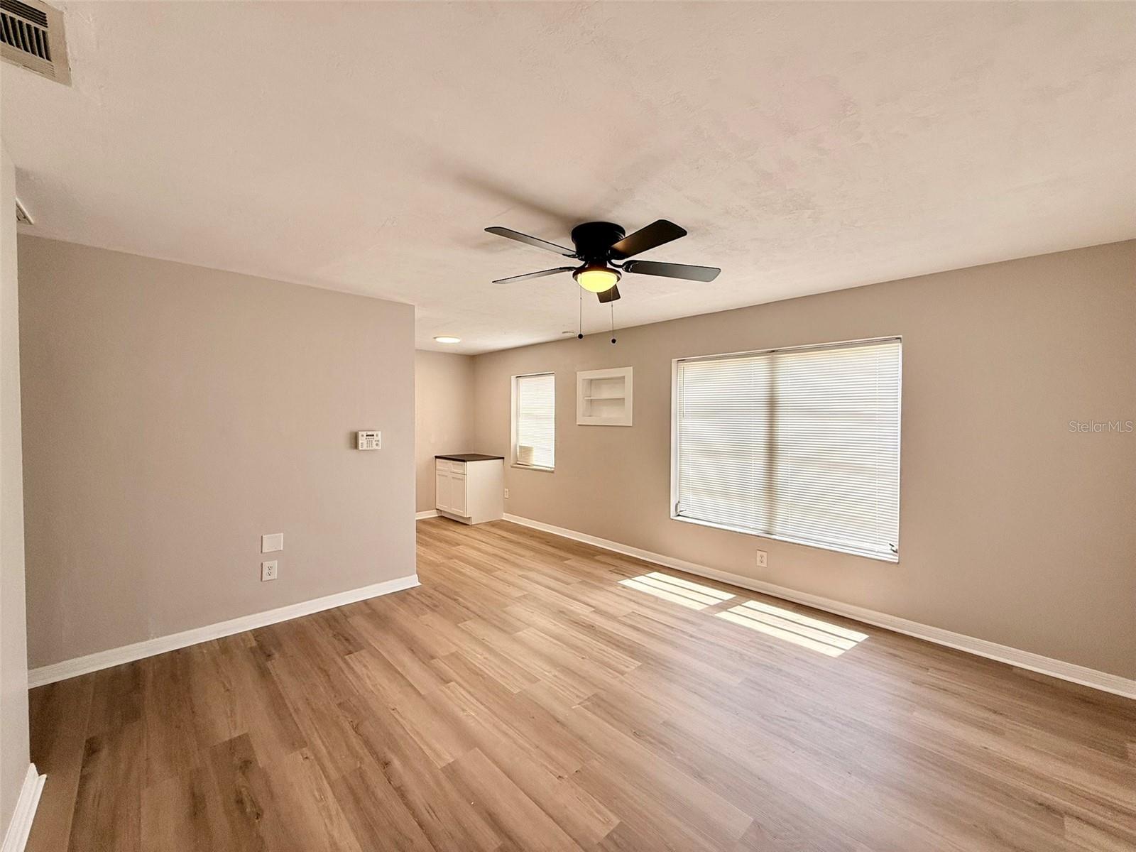 2201 FLAMINGO AVE, DELTONA, FL, 32738