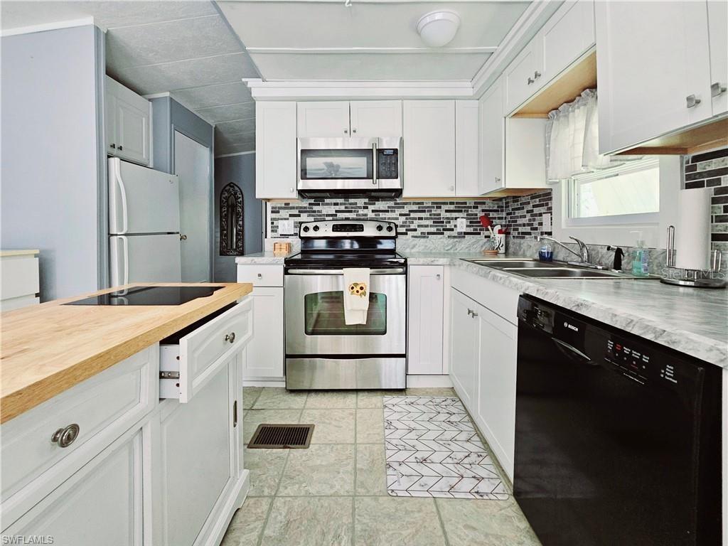 183 PANTHER PASS CIR #183, NAPLES, FL, 34114