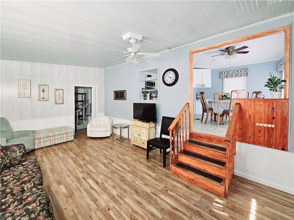 183 PANTHER PASS CIR #183, NAPLES, FL, 34114