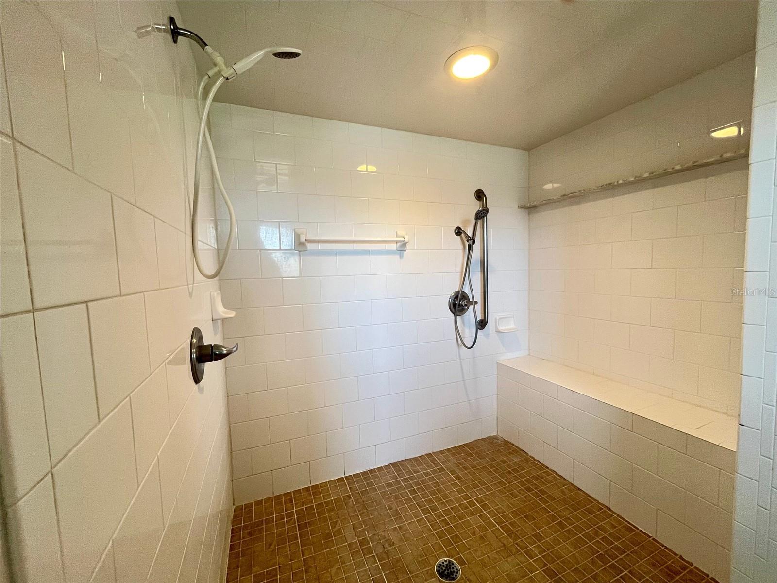 WINTER HAVEN, FL, 33880