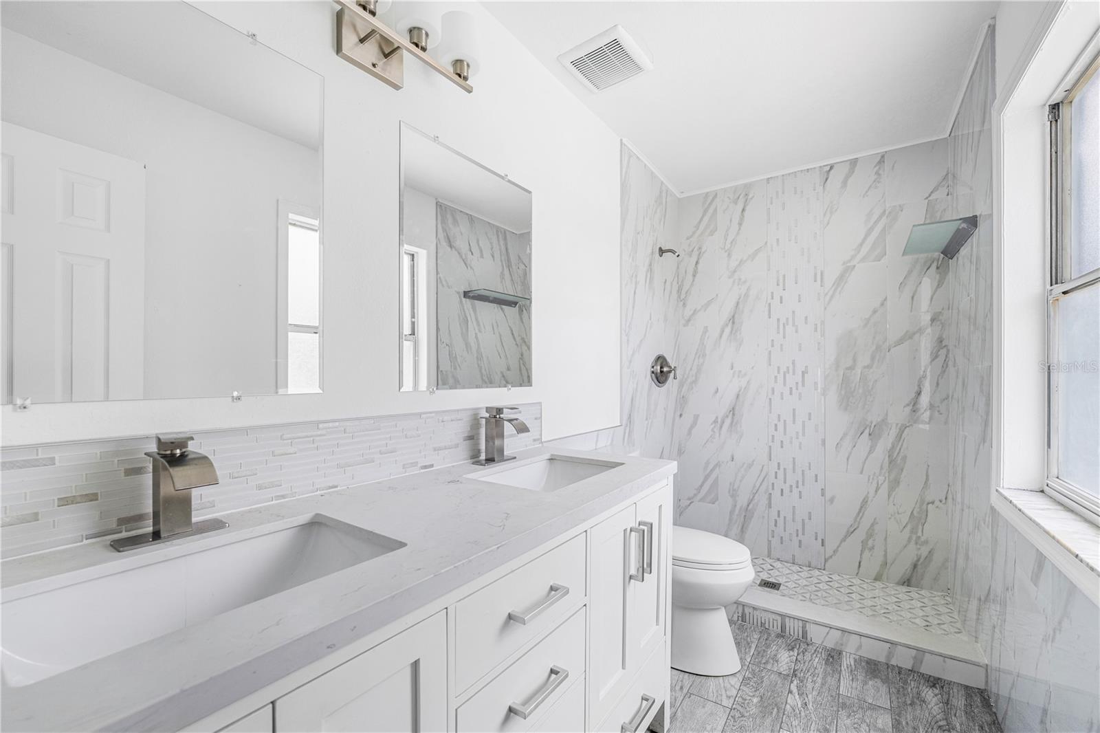 5642 CHUKAR DR, ORLANDO, FL, 32810