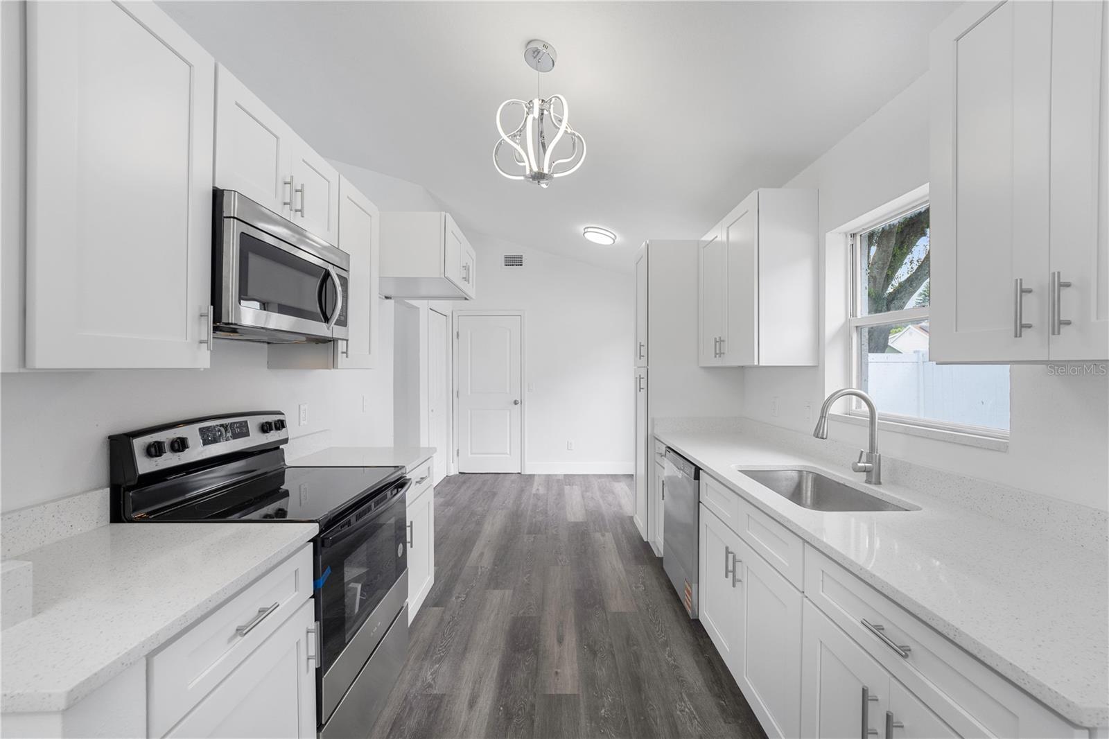 5642 CHUKAR DR, ORLANDO, FL, 32810