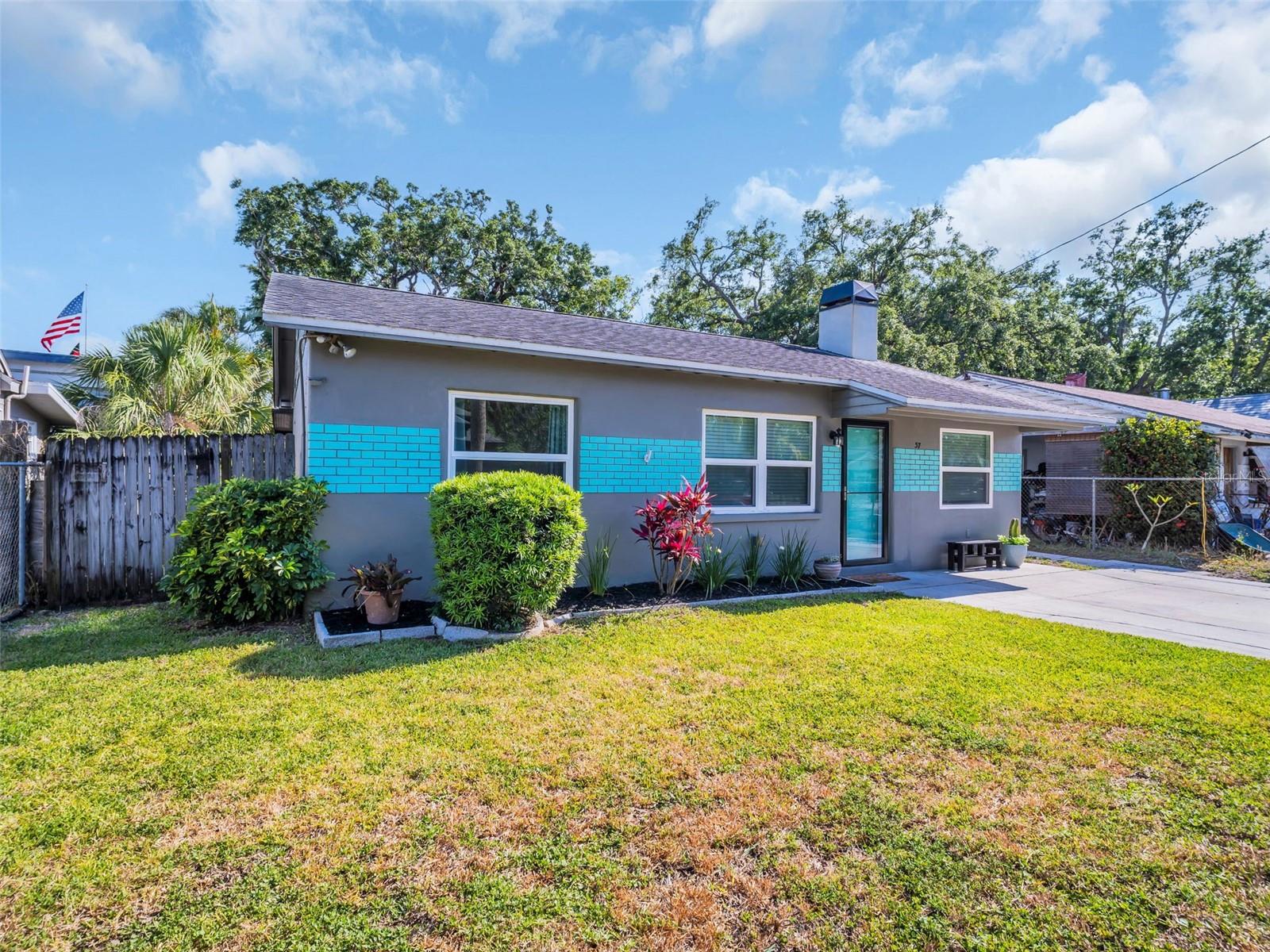 37 W BOYER ST, TARPON SPRINGS, FL, 34689