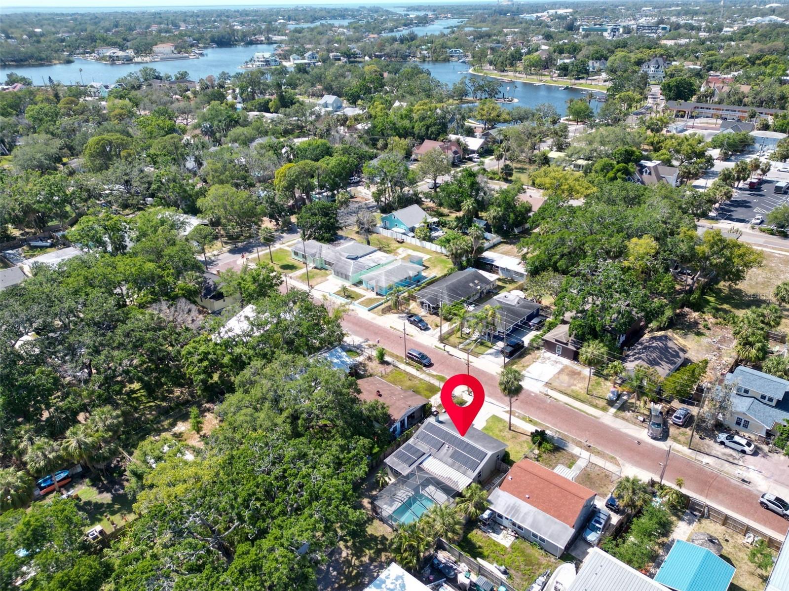 37 W BOYER ST, TARPON SPRINGS, FL, 34689