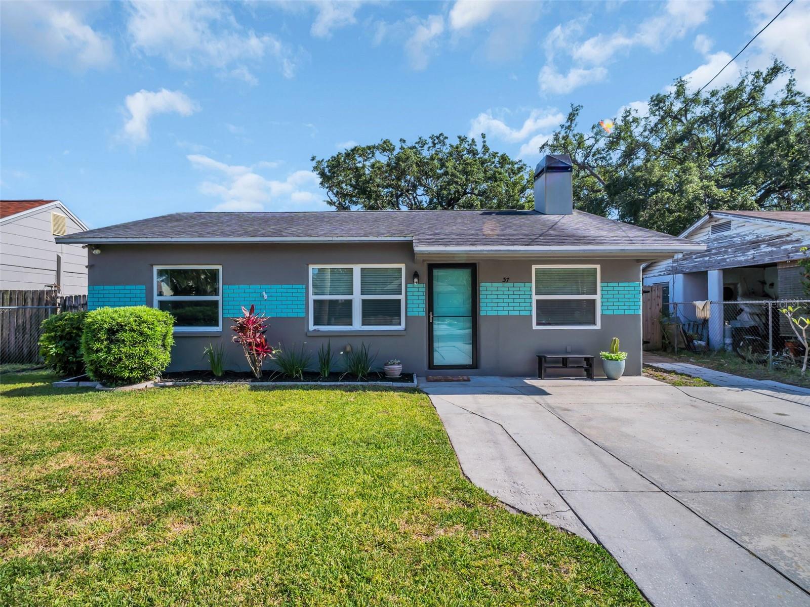 37 W BOYER ST, TARPON SPRINGS, FL, 34689