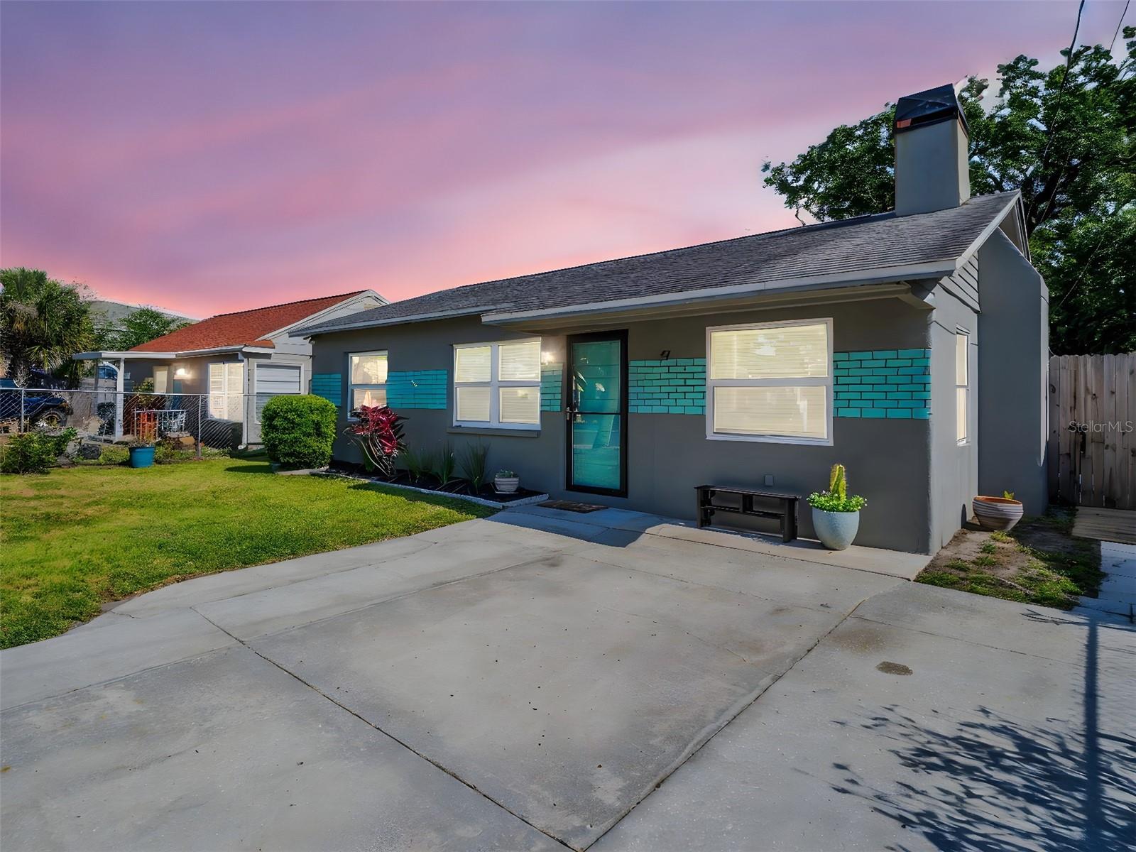 37 W BOYER ST, TARPON SPRINGS, FL, 34689