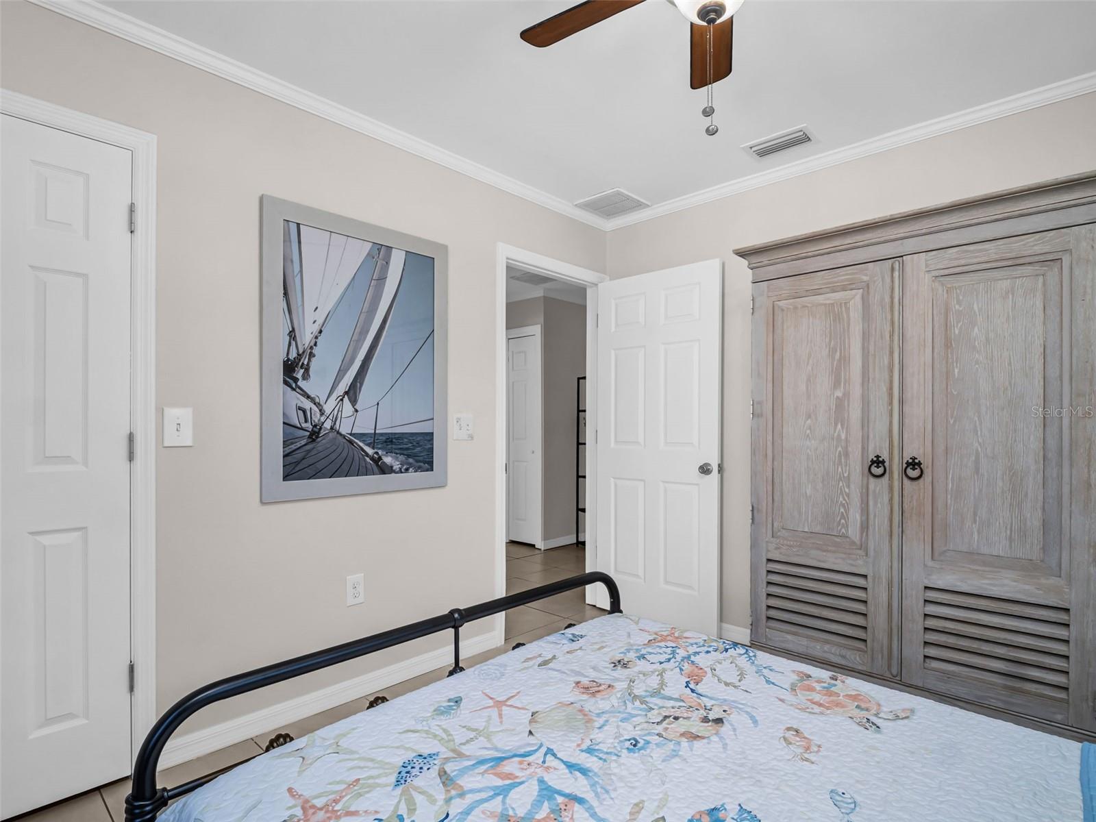 37 W BOYER ST, TARPON SPRINGS, FL, 34689