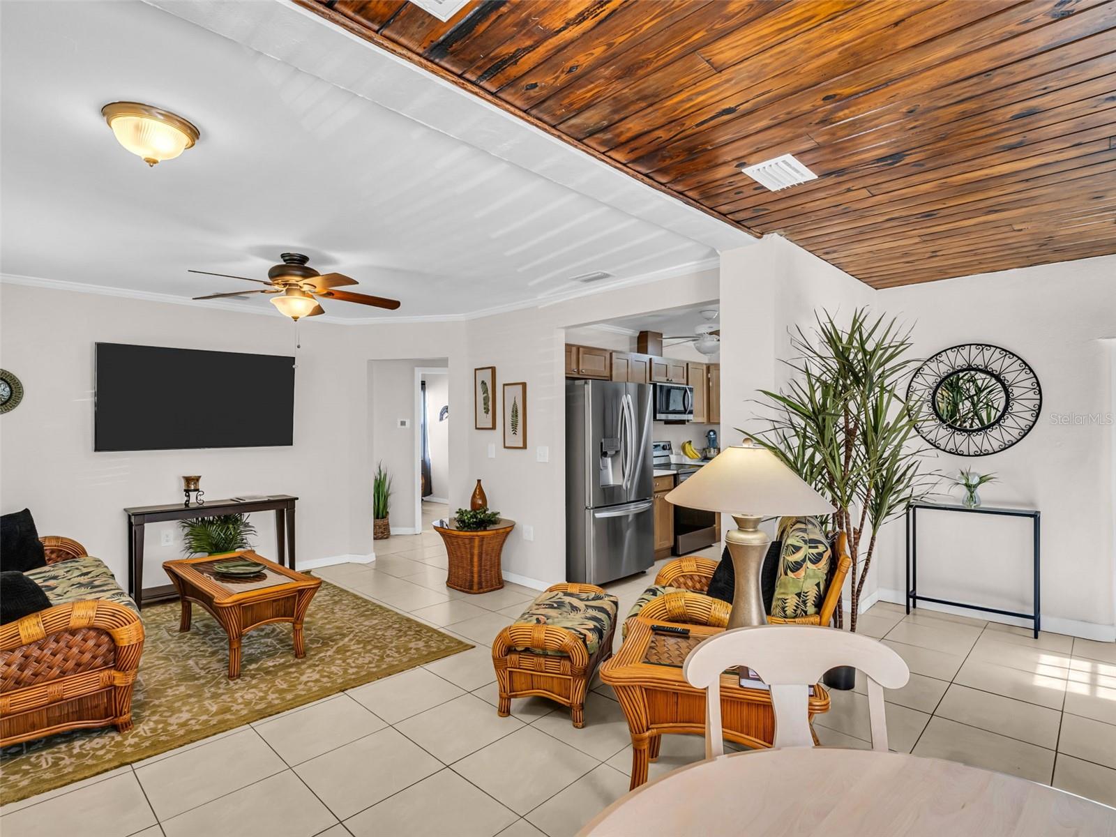 37 W BOYER ST, TARPON SPRINGS, FL, 34689