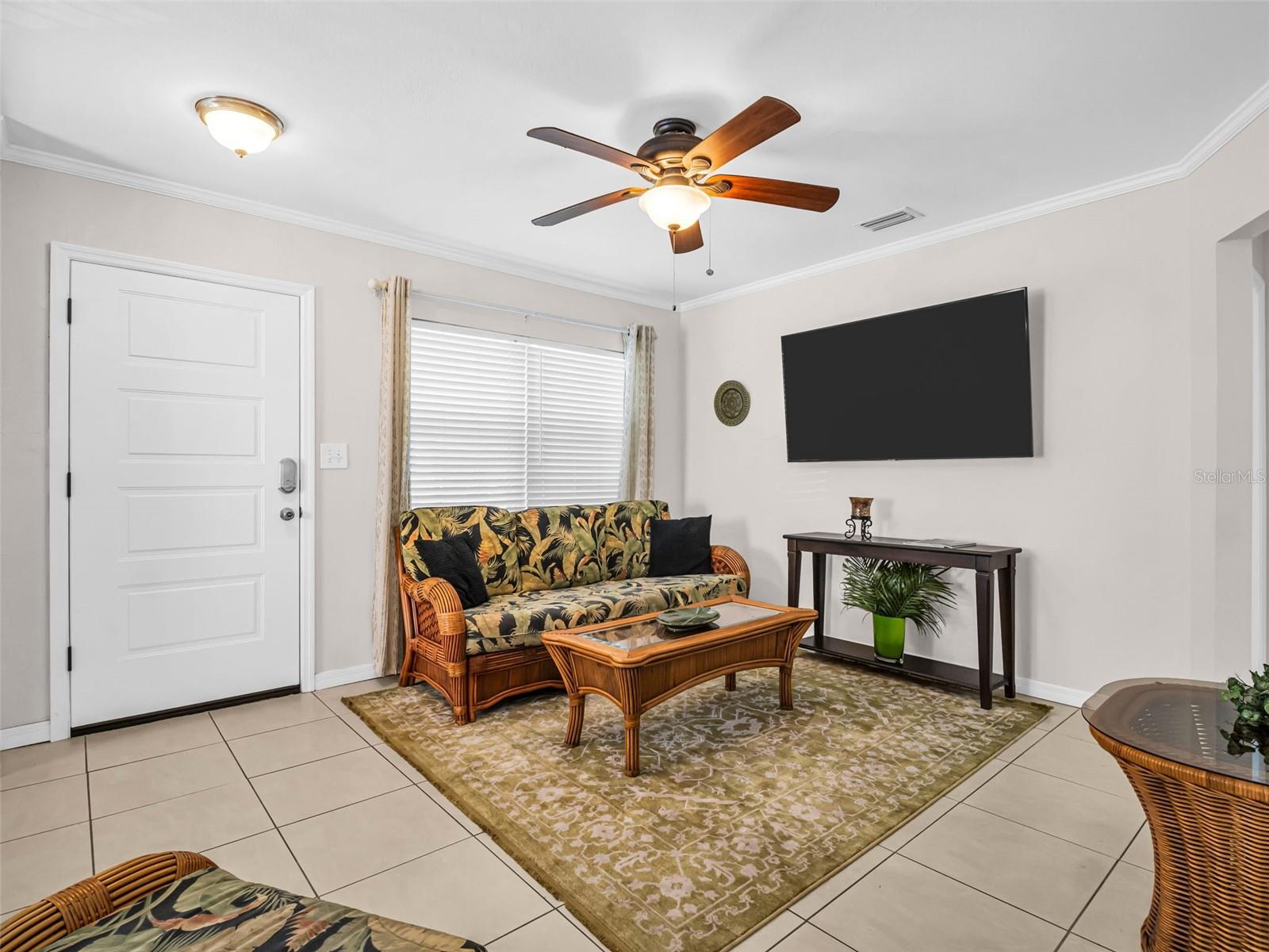37 W BOYER ST, TARPON SPRINGS, FL, 34689