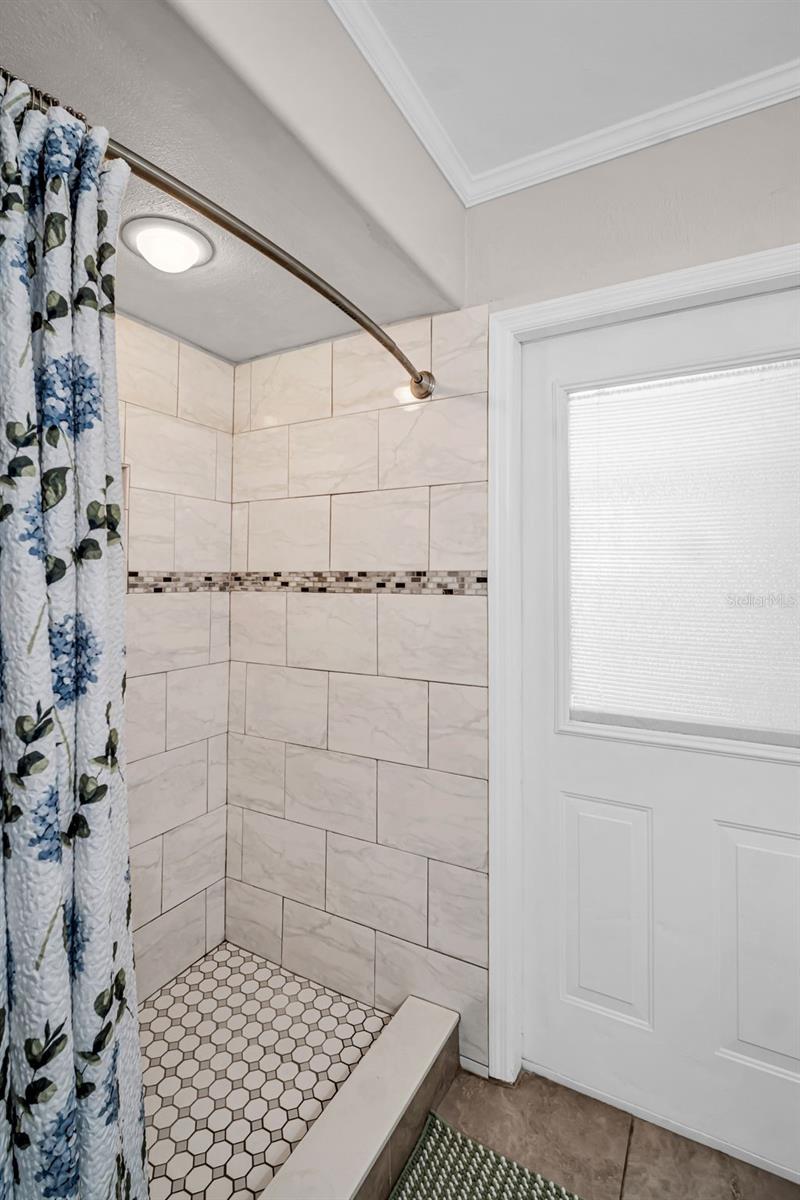 37 W BOYER ST, TARPON SPRINGS, FL, 34689