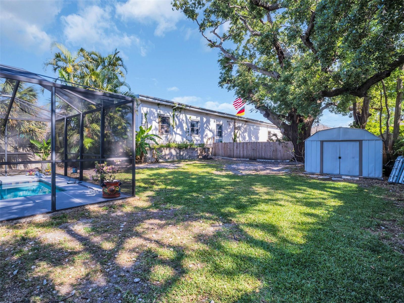 37 W BOYER ST, TARPON SPRINGS, FL, 34689