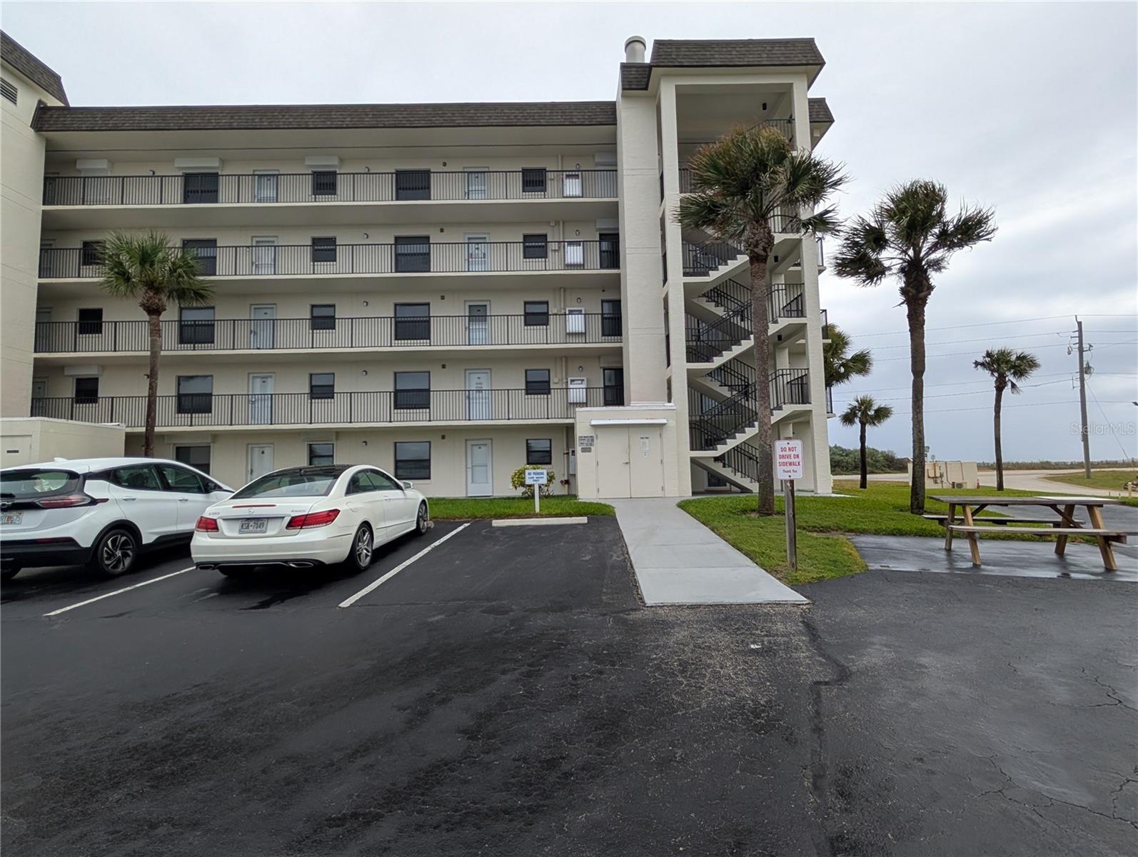 3100 OCEAN SHORE BLVD #101, ORMOND BEACH, FL, 32176