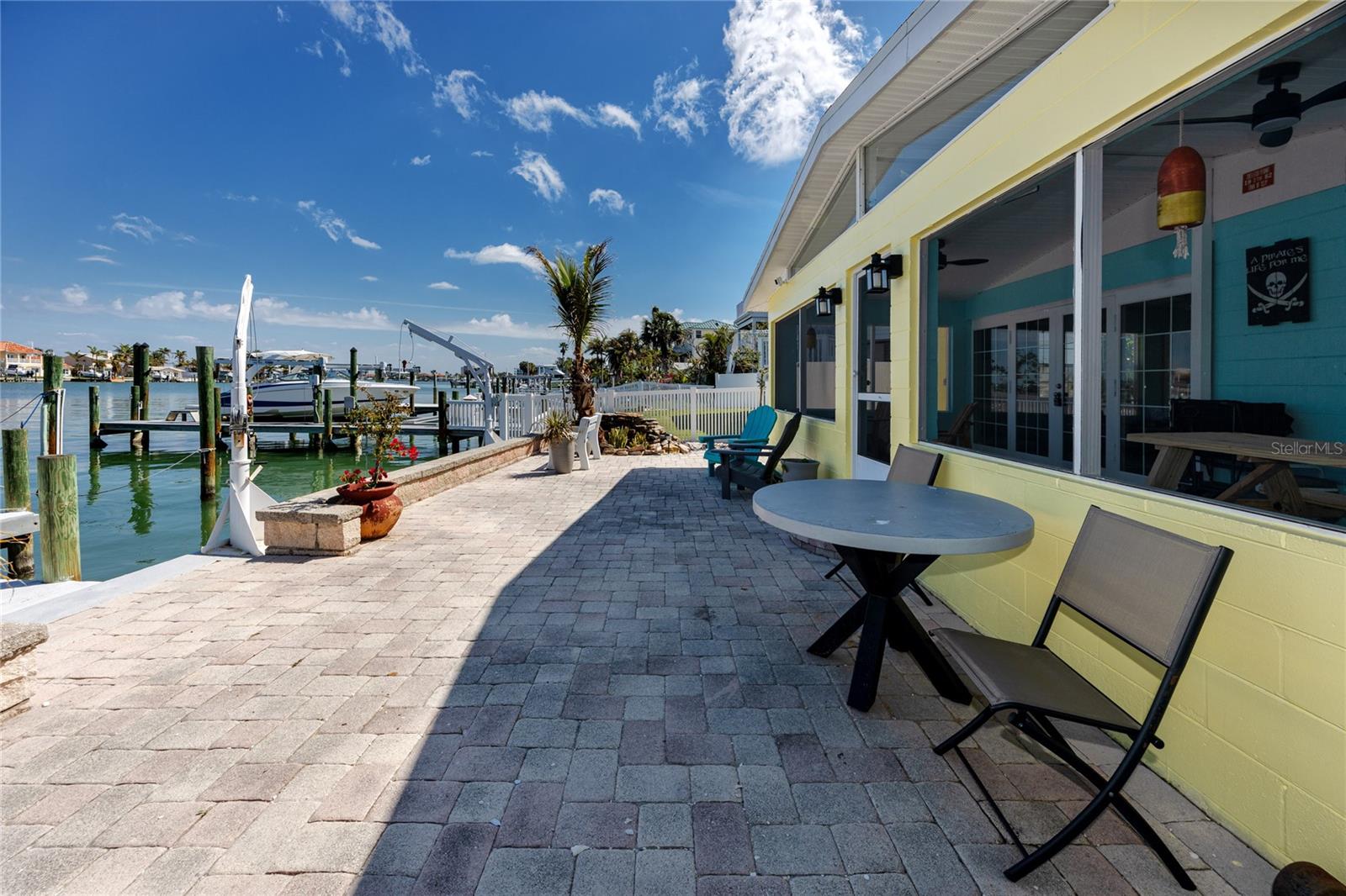 11215 3RD ST E #1, TREASURE ISLAND, FL, 33706