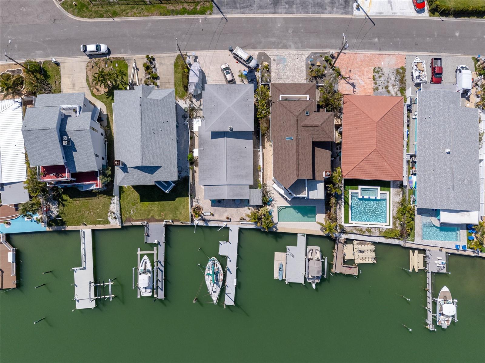 11215 3RD ST E #1, TREASURE ISLAND, FL, 33706