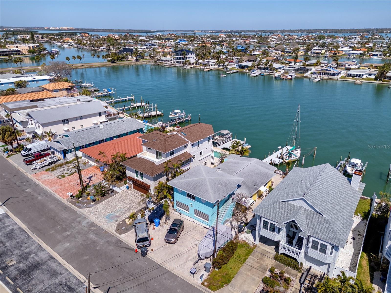 11215 3RD ST E #1, TREASURE ISLAND, FL, 33706