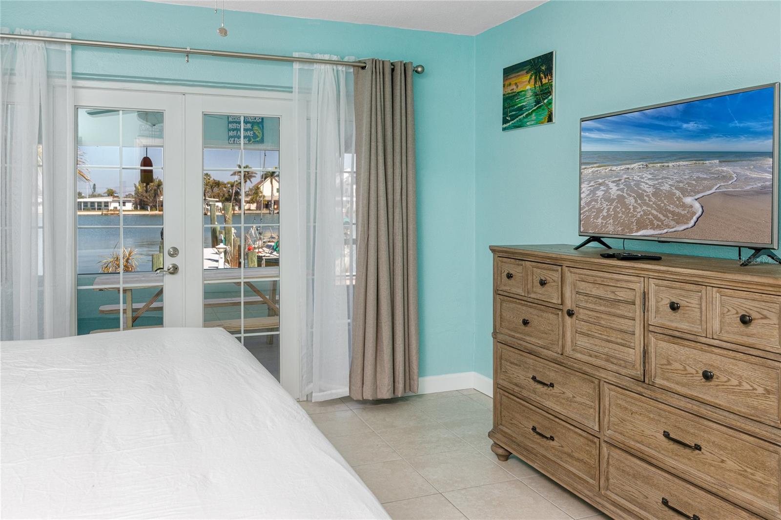 11215 3RD ST E #1, TREASURE ISLAND, FL, 33706