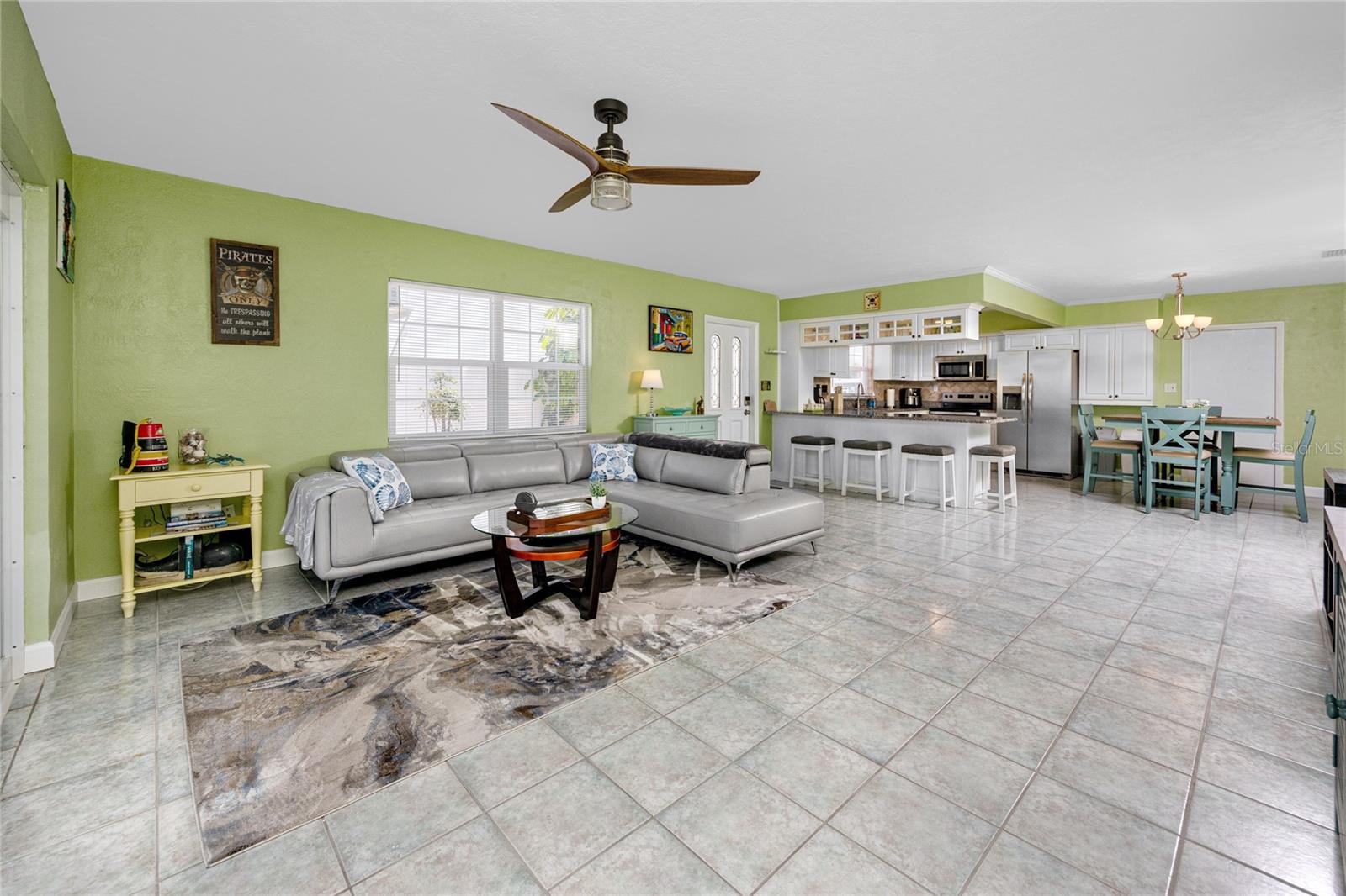 11215 3RD ST E #1, TREASURE ISLAND, FL, 33706