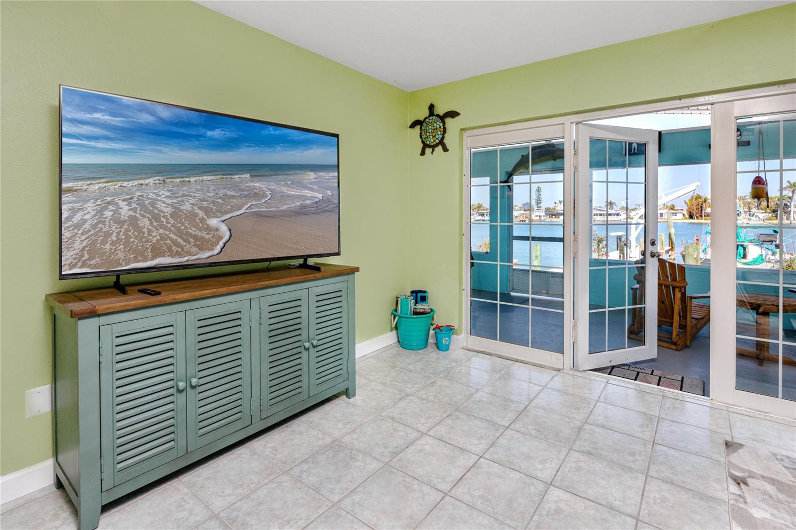 11215 3RD ST E #1, TREASURE ISLAND, FL, 33706