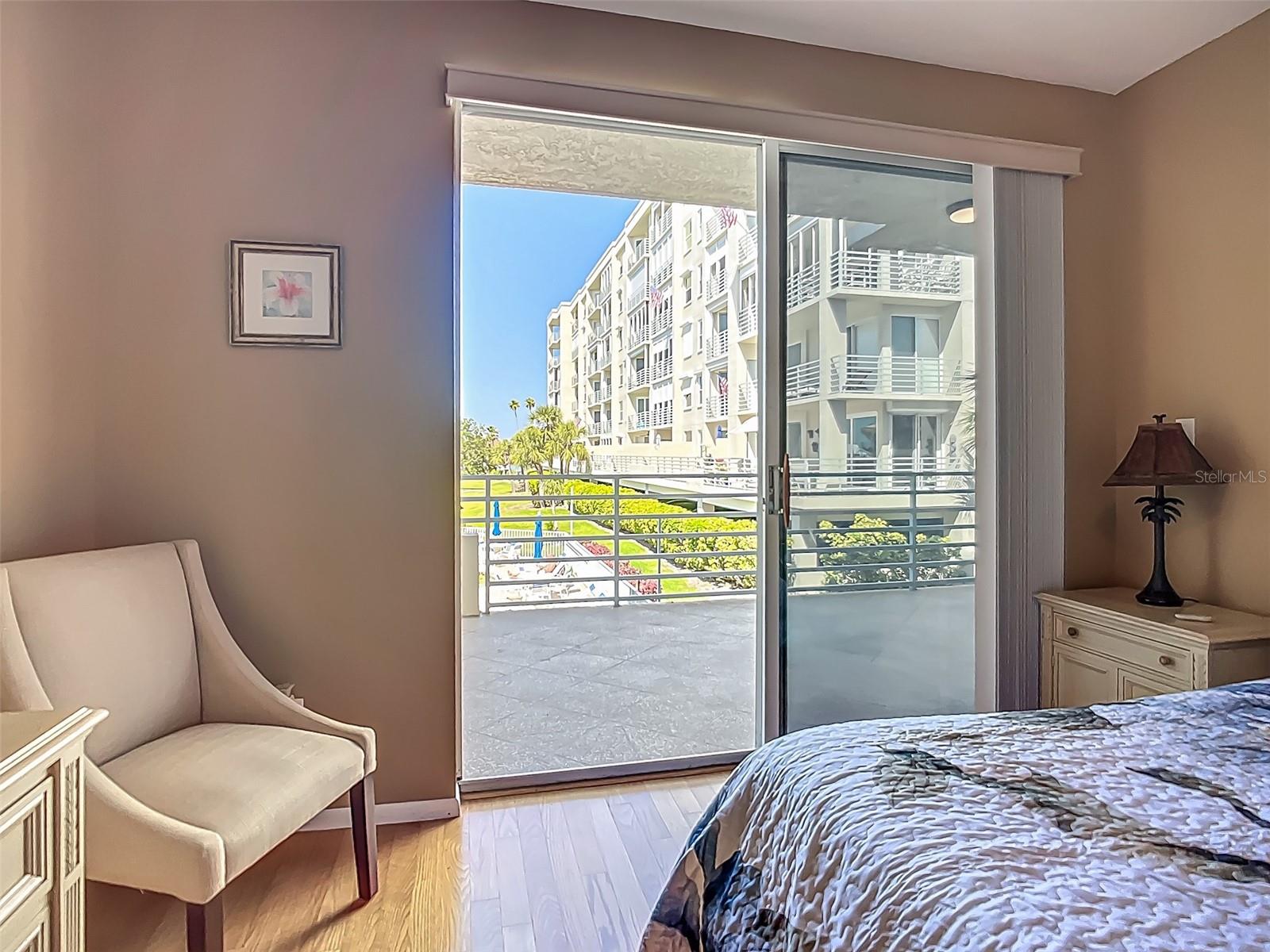 HARBOURSIDE CONDO, SOUTH PASADENA, FL, 33707