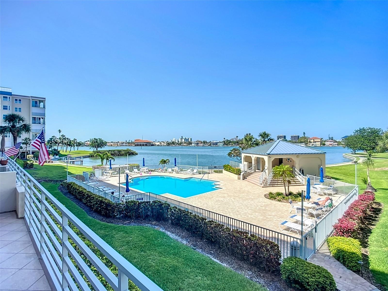 HARBOURSIDE CONDO, SOUTH PASADENA, FL, 33707