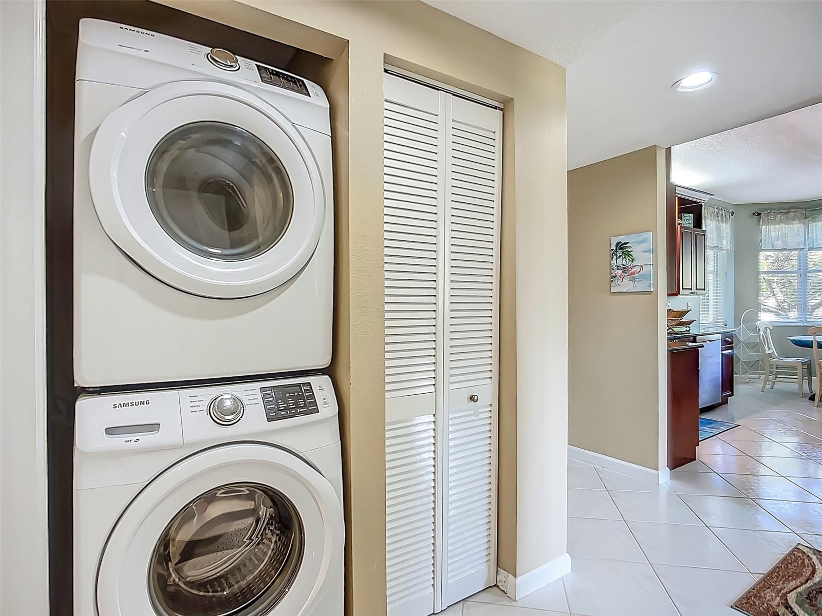 HARBOURSIDE CONDO, SOUTH PASADENA, FL, 33707