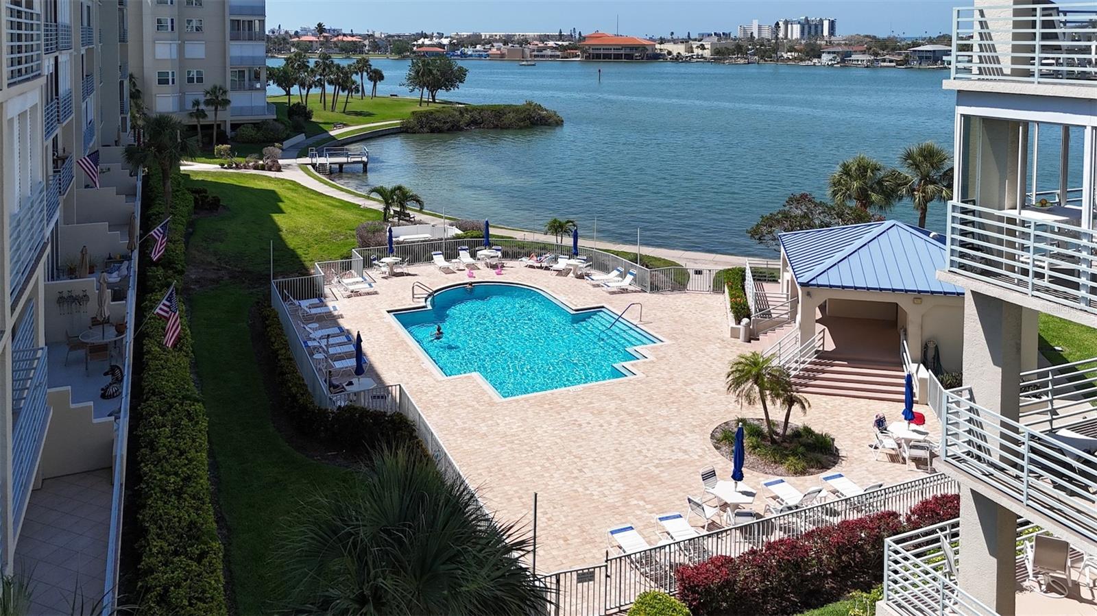 HARBOURSIDE CONDO, SOUTH PASADENA, FL, 33707