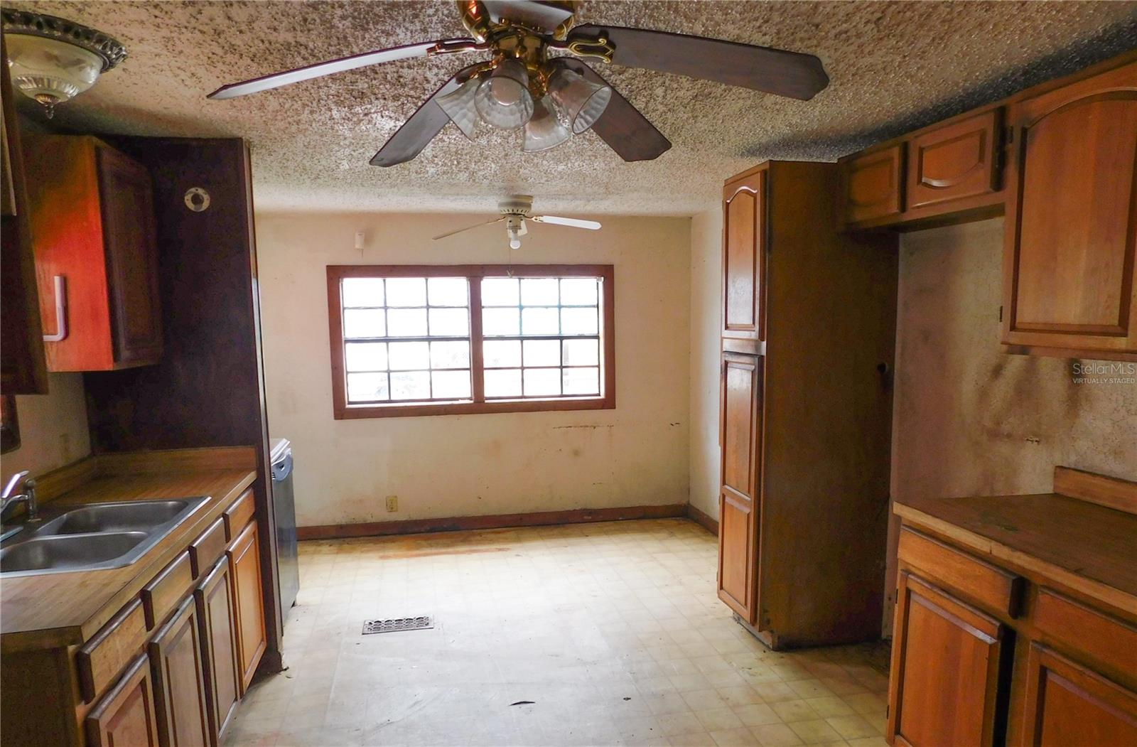 3940 E KNIGHTS GRIFFIN RD, PLANT CITY, FL, 33565