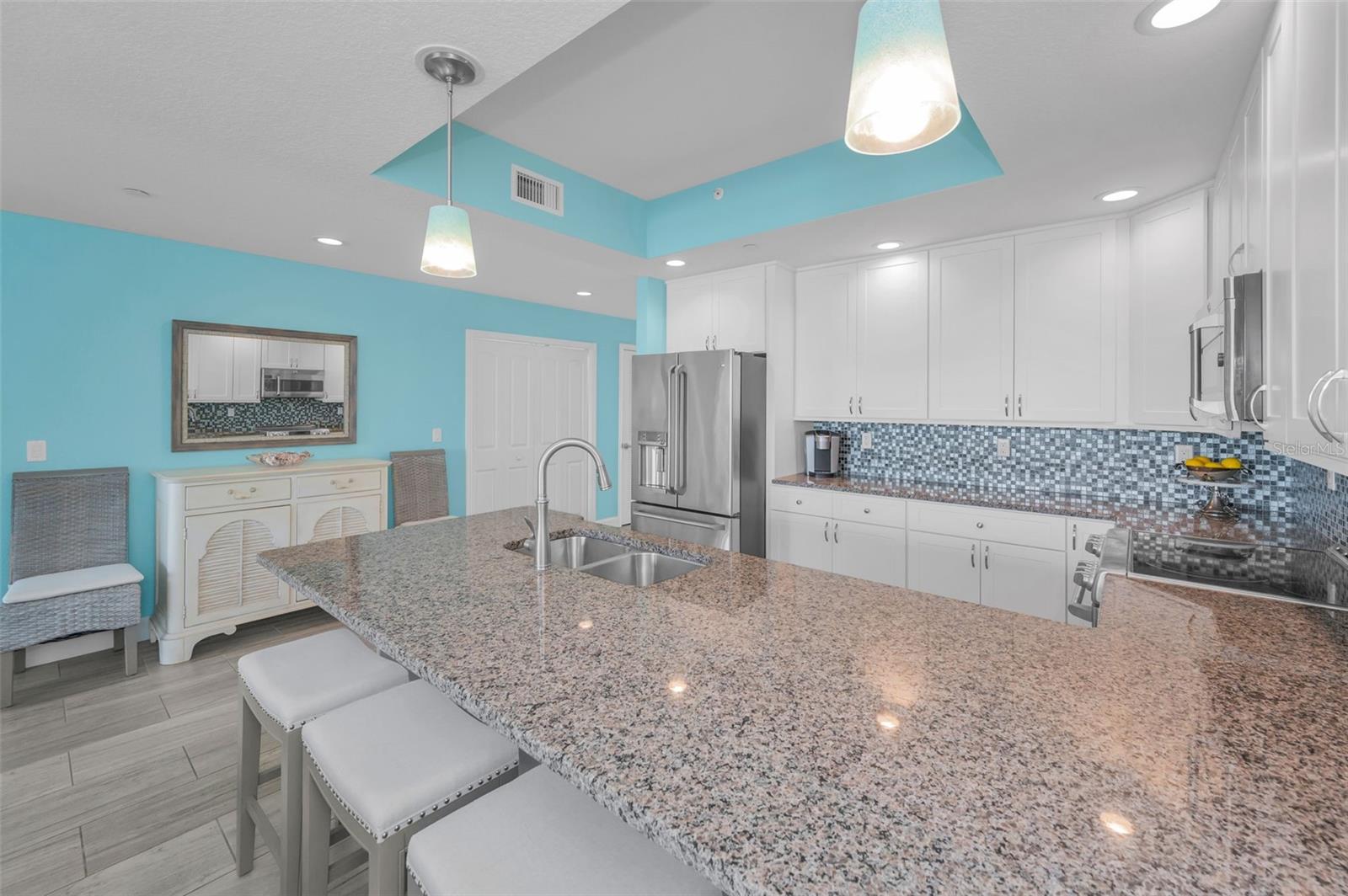 19519 GULF BLVD #203, INDIAN SHORES, FL, 33785