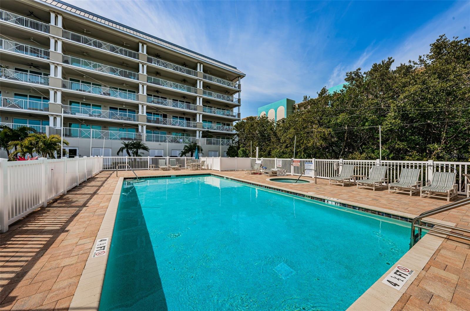 19519 GULF BLVD #203, INDIAN SHORES, FL, 33785