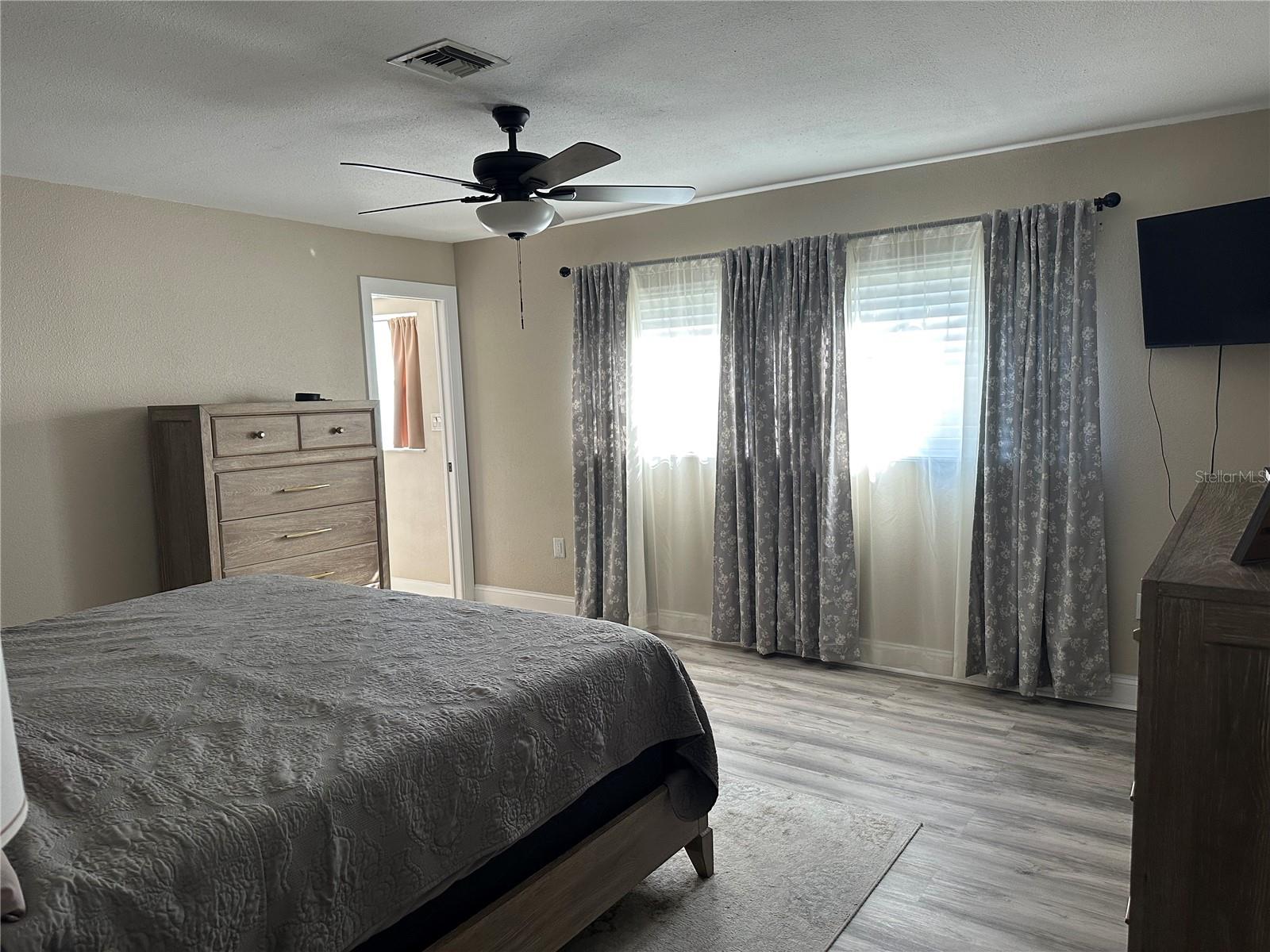 423 YORKSHIRE ST, PORT CHARLOTTE, FL, 33954