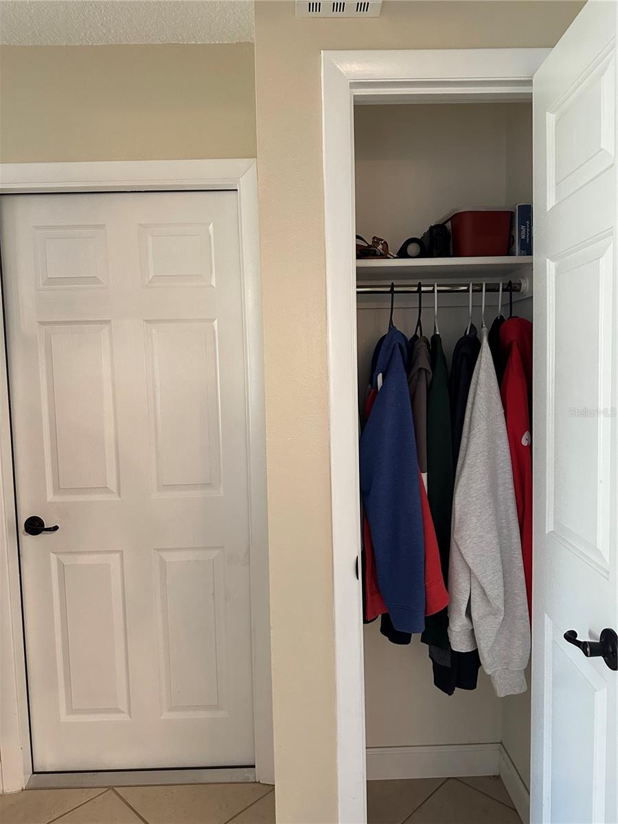 423 YORKSHIRE ST, PORT CHARLOTTE, FL, 33954