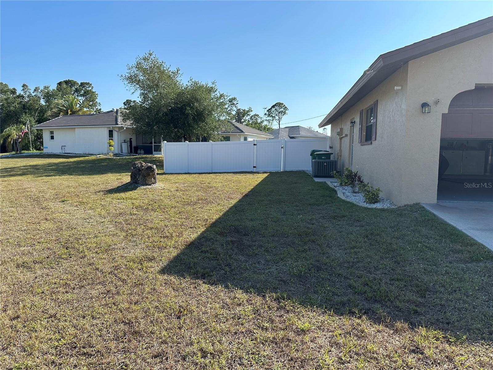 423 YORKSHIRE ST, PORT CHARLOTTE, FL, 33954