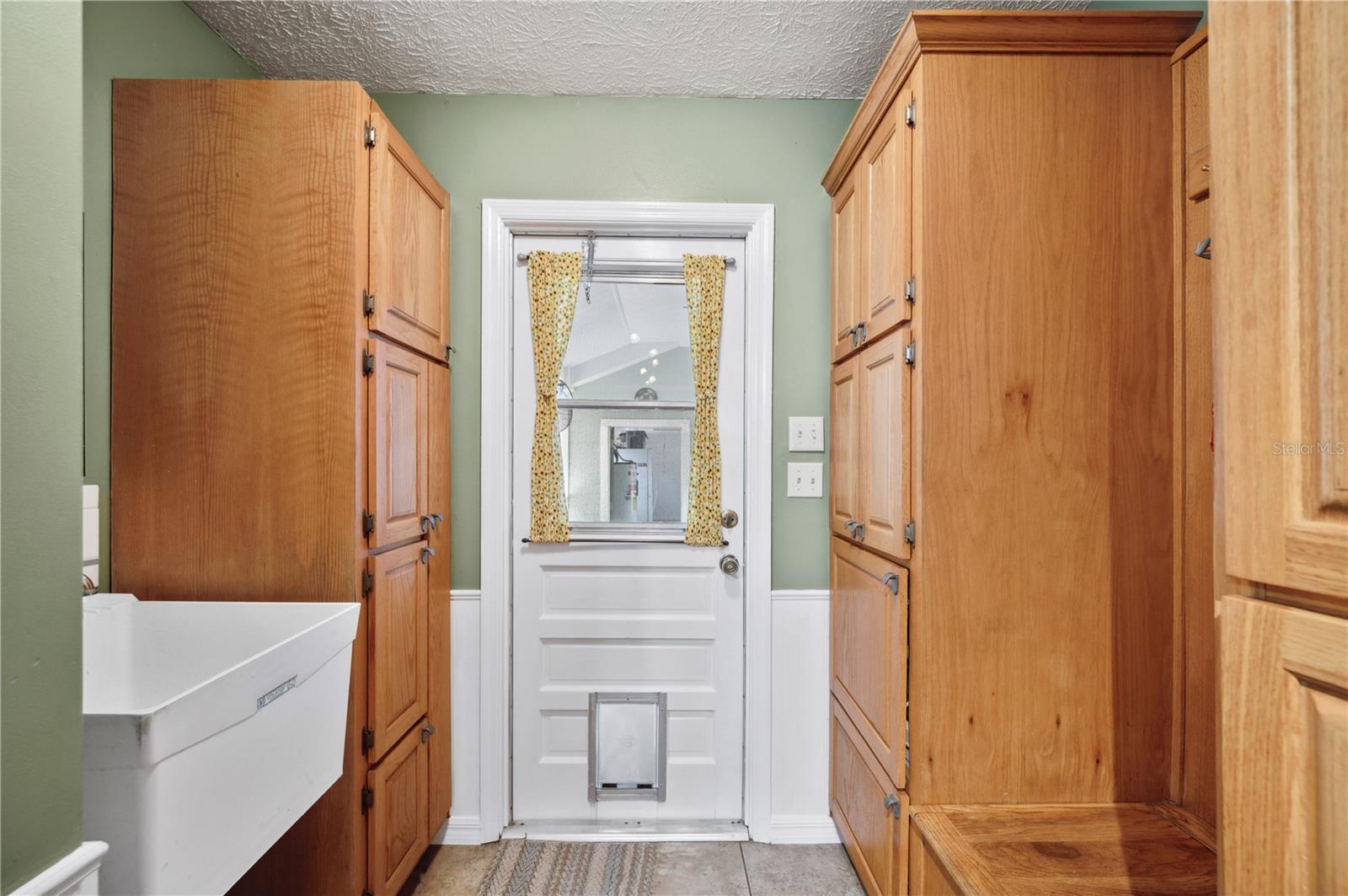 4020 MCINTOSH RD, DOVER, FL, 33527