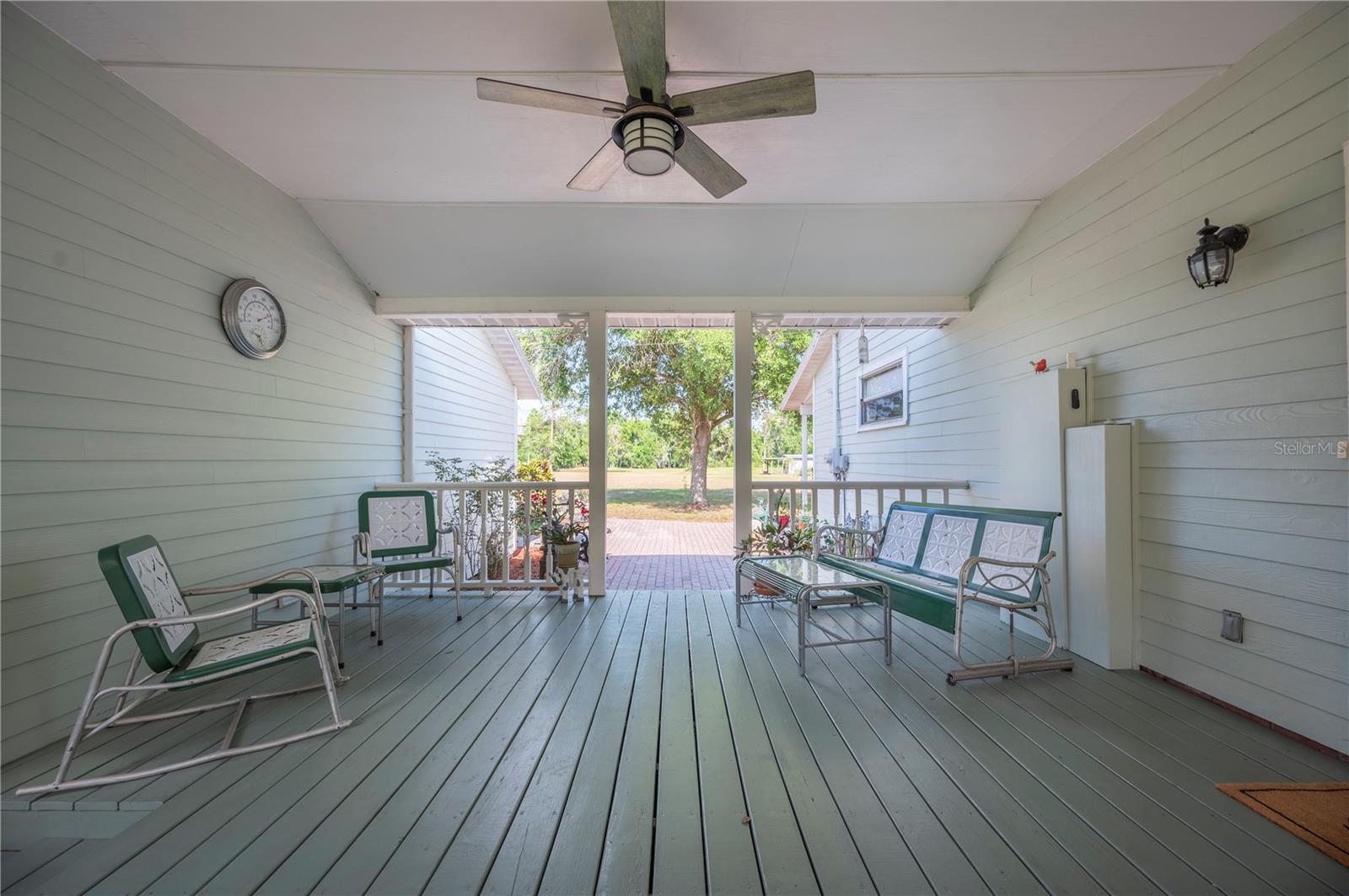 4020 MCINTOSH RD, DOVER, FL, 33527