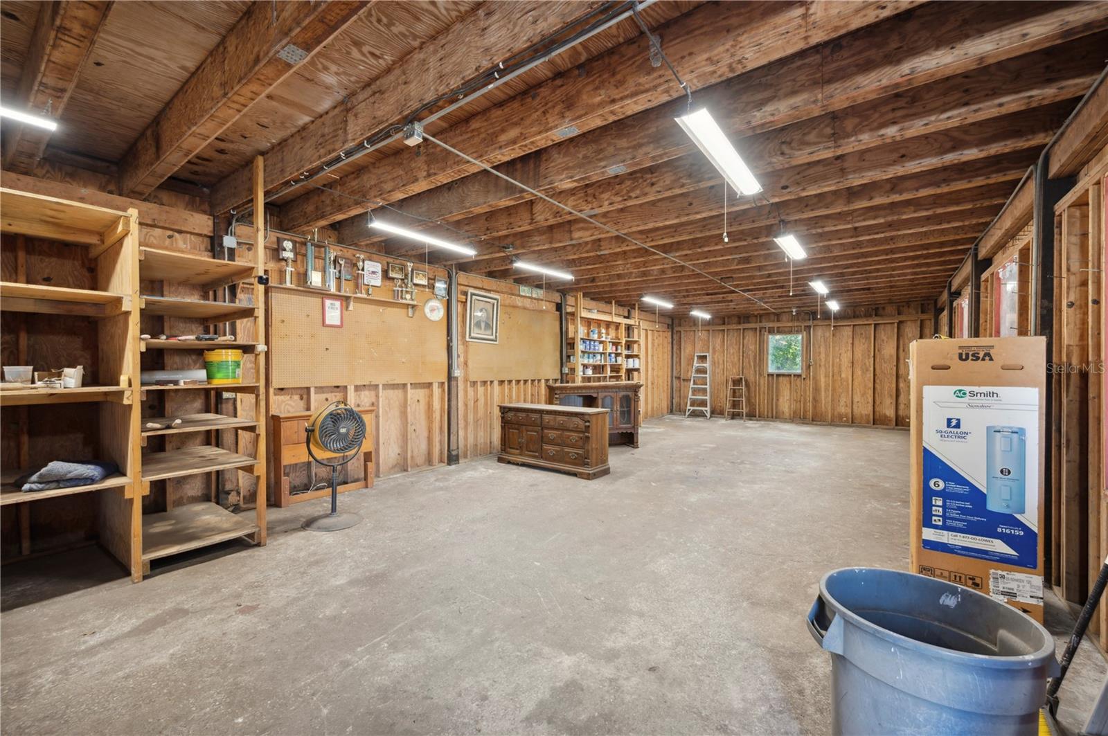 4020 MCINTOSH RD, DOVER, FL, 33527