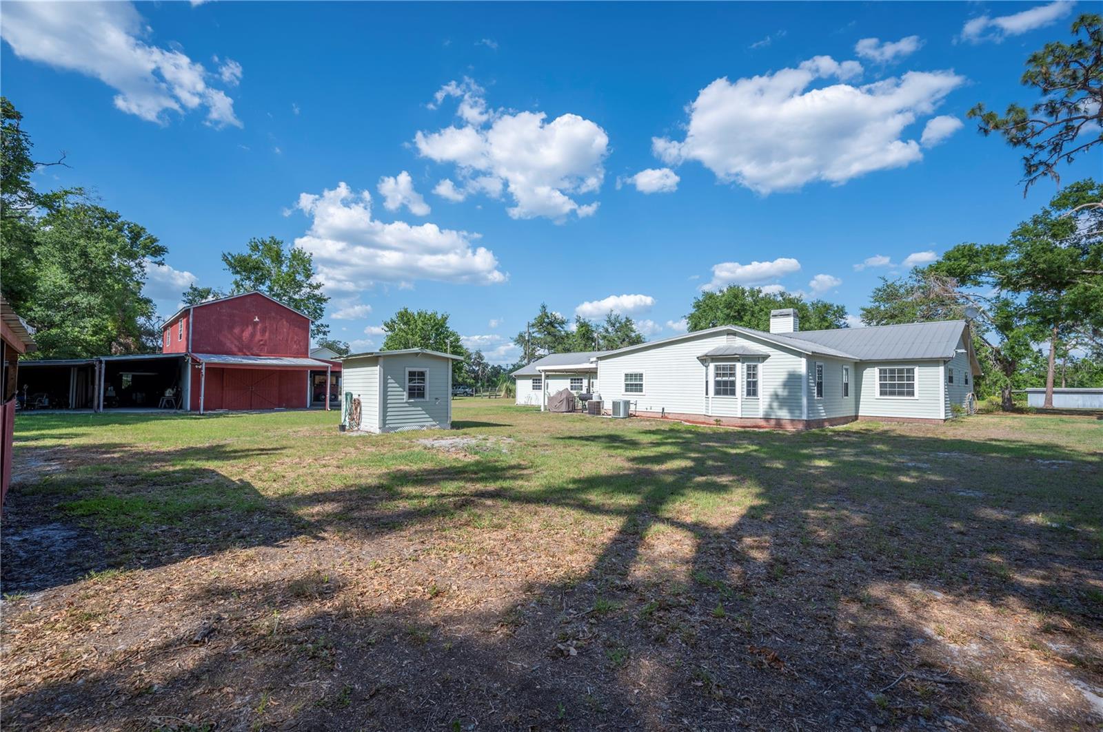 4020 MCINTOSH RD, DOVER, FL, 33527