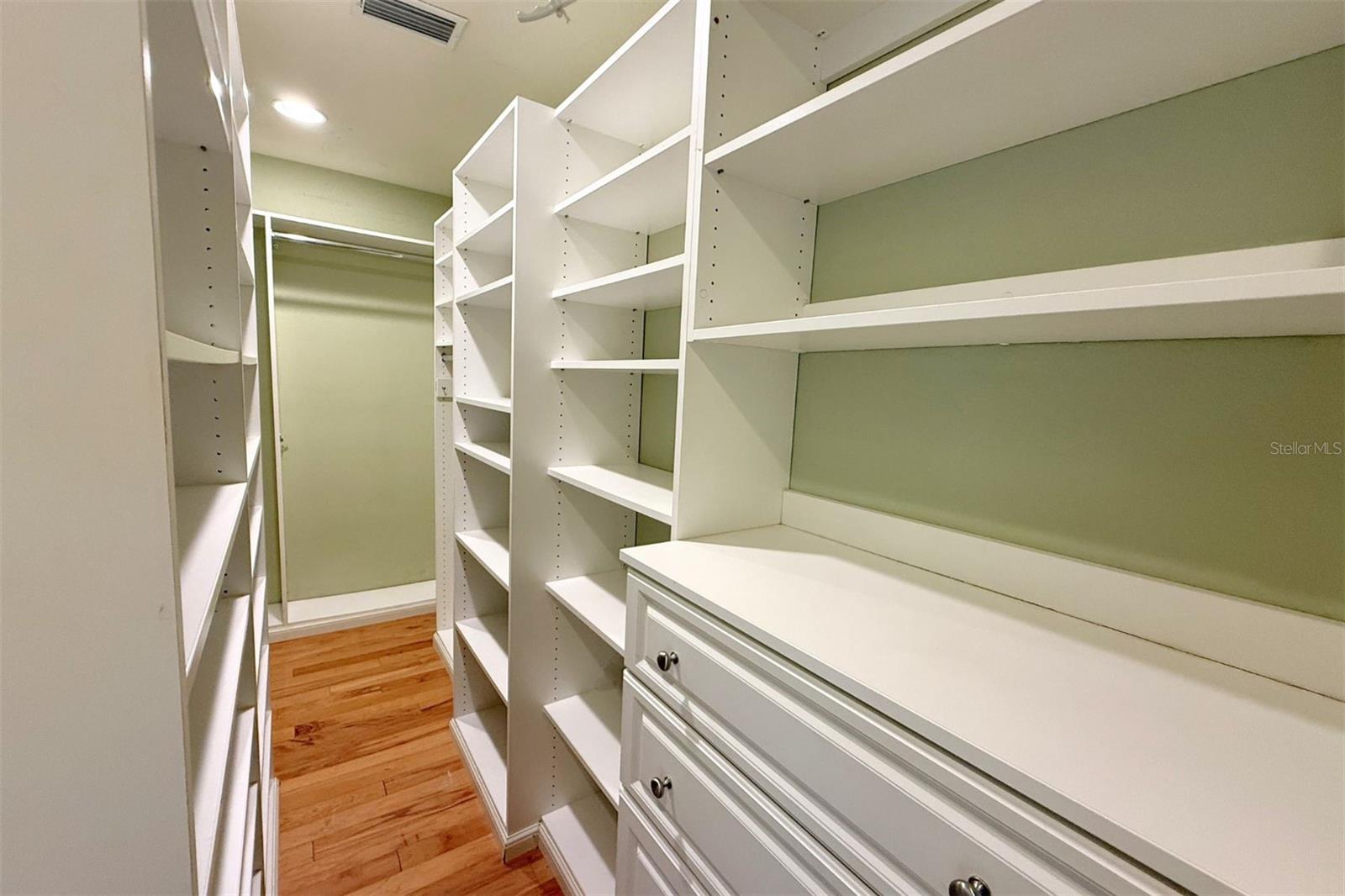 2810 ELIZABETH AVE, ORLANDO, FL, 32804