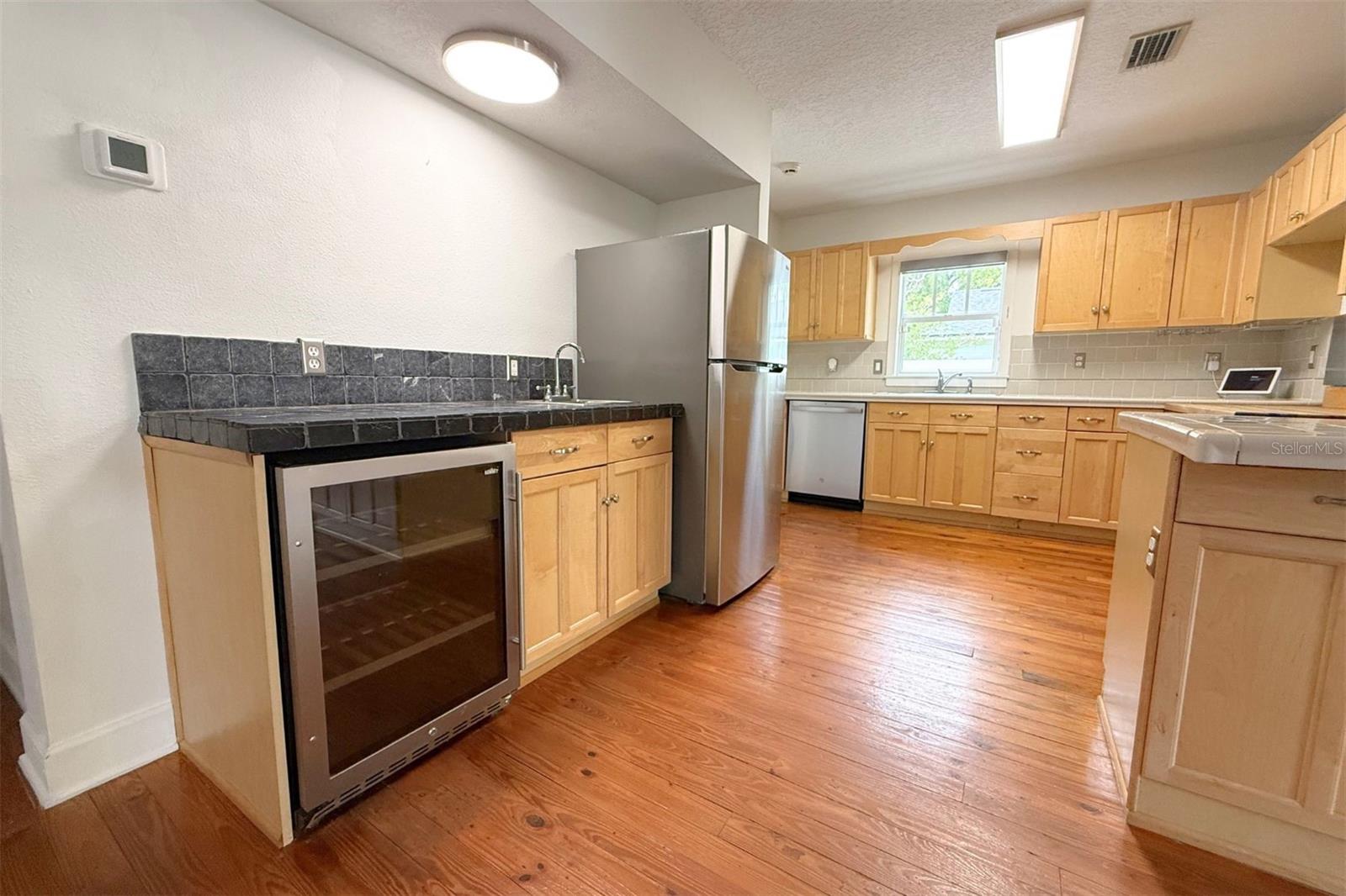 2810 ELIZABETH AVE, ORLANDO, FL, 32804