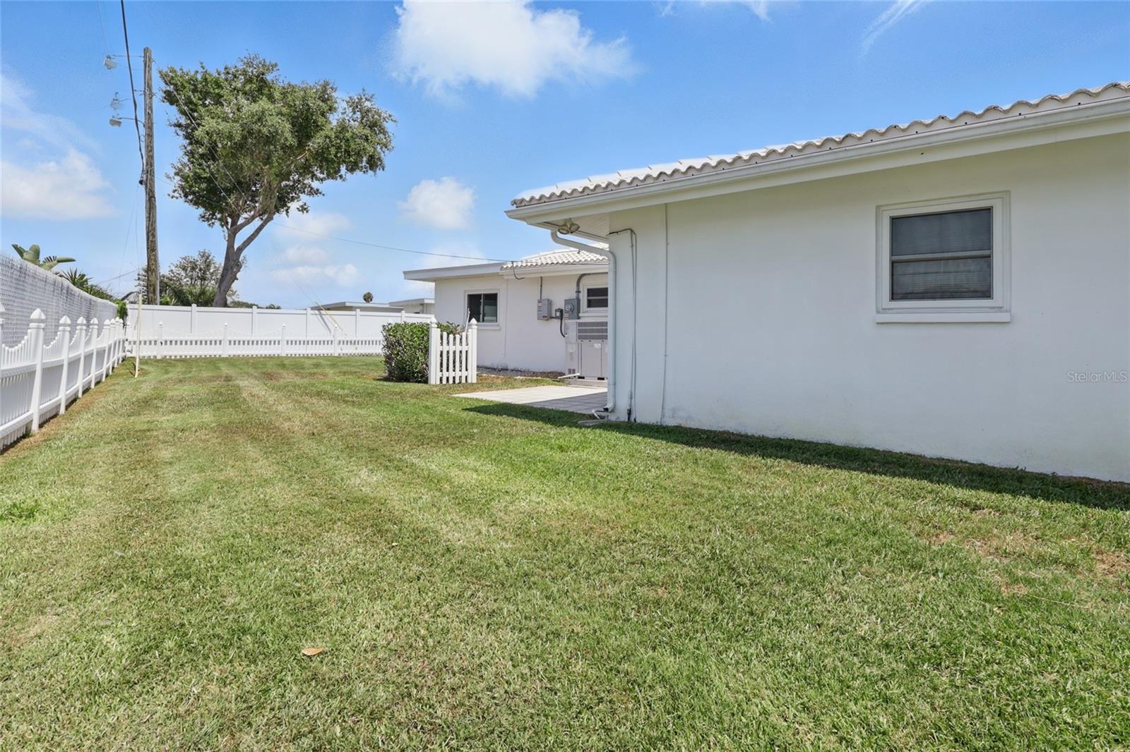 3105 GULF GATE DR, SARASOTA, FL, 34231